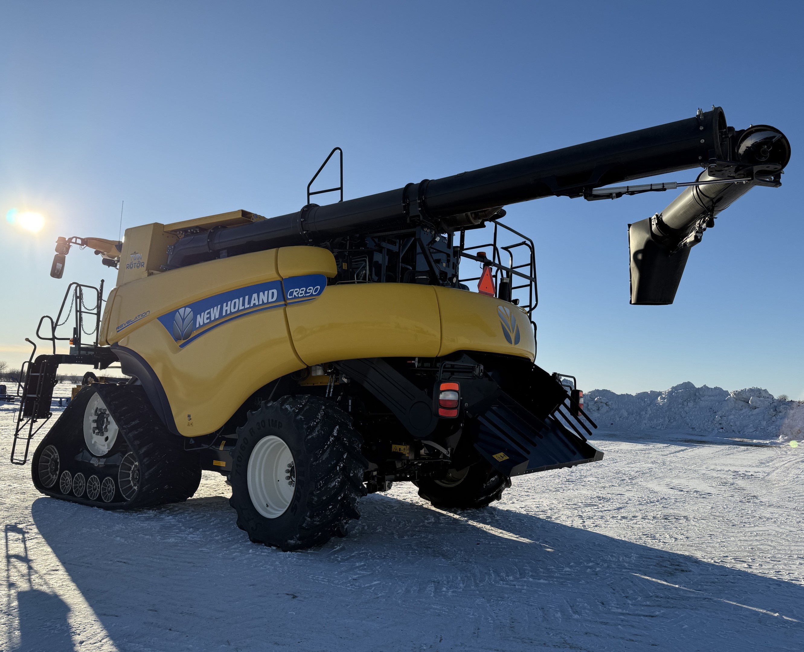 2018 New Holland CR8.90Z Combine