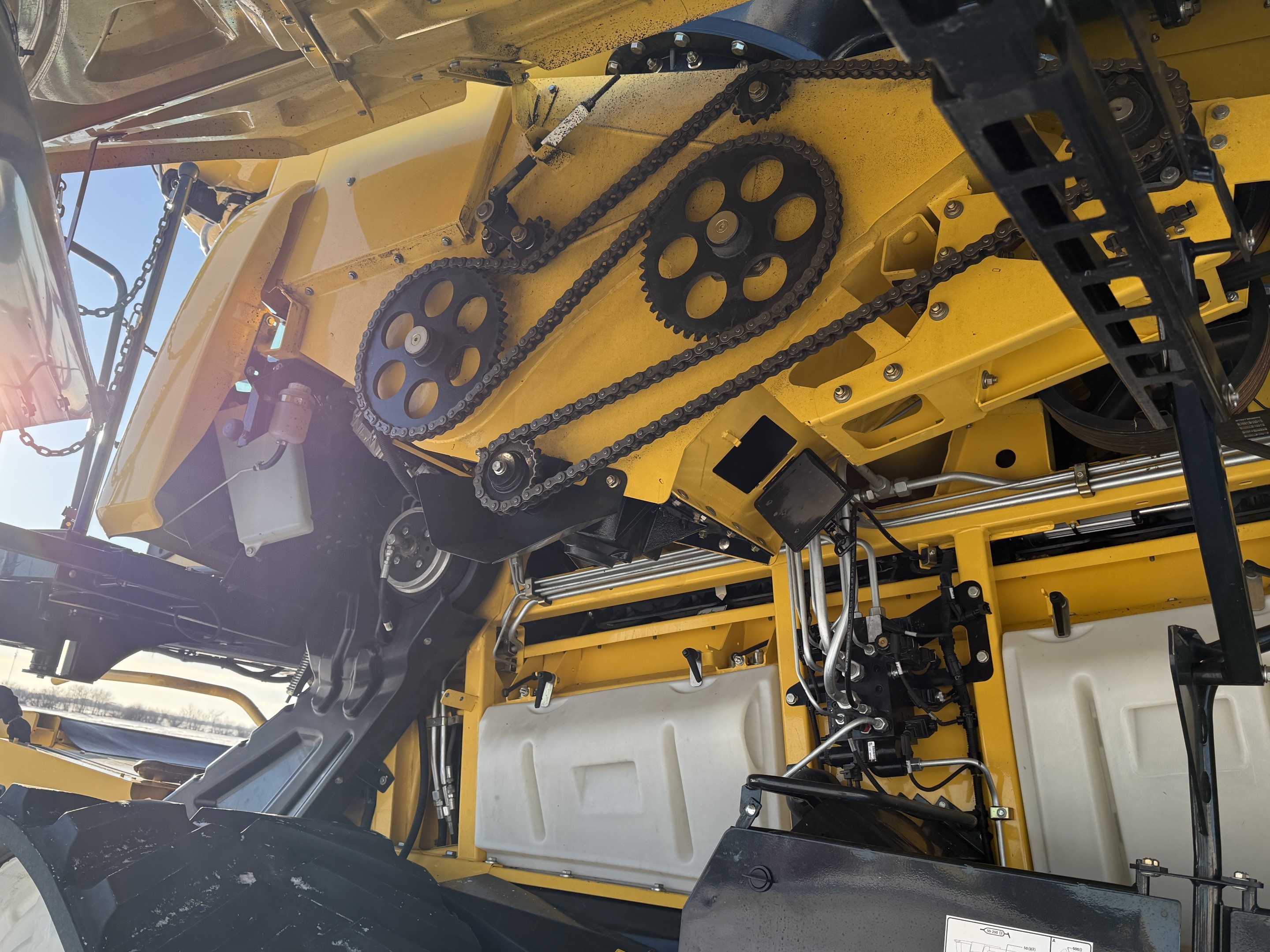 2018 New Holland CR8.90Z Combine