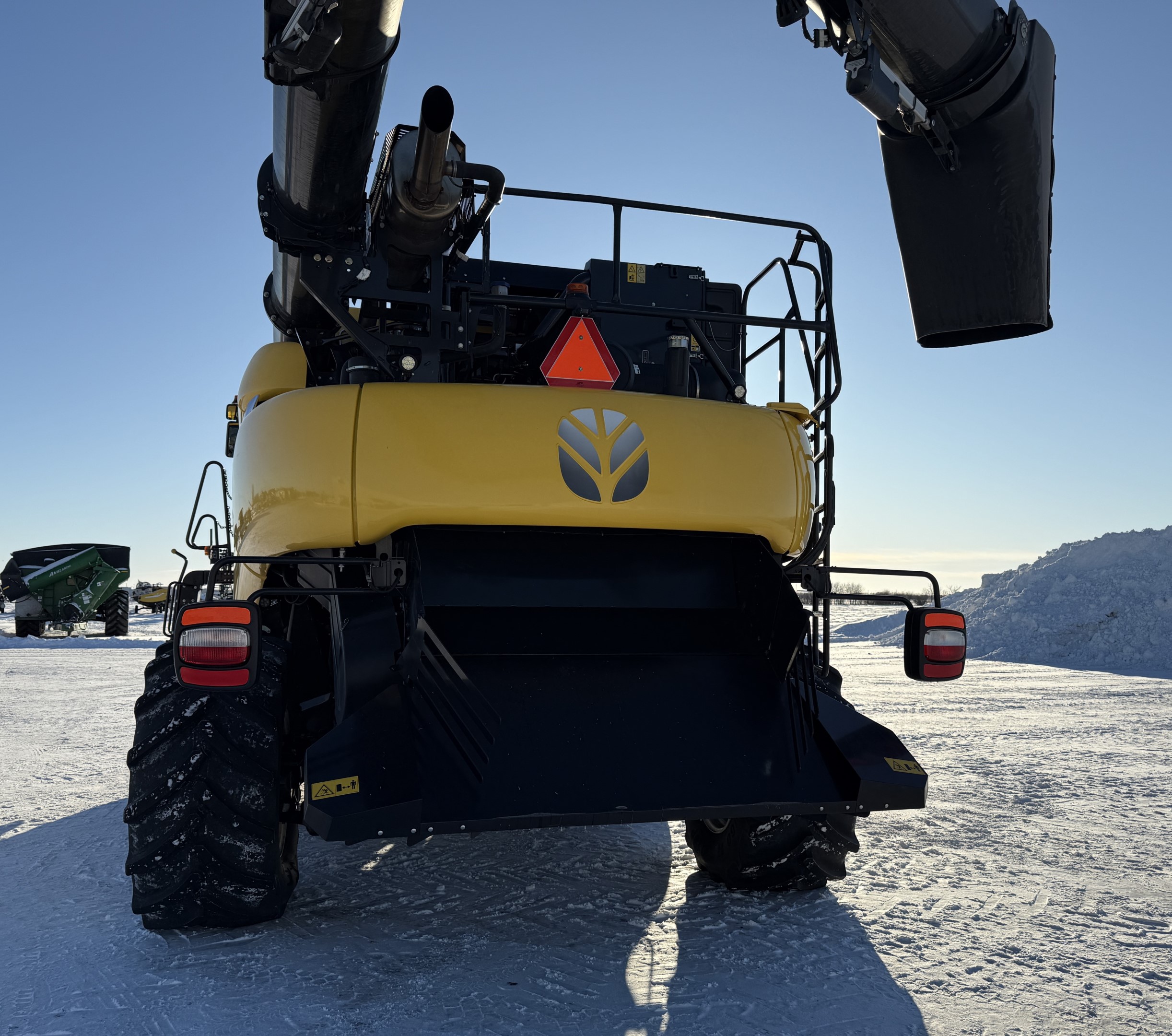 2018 New Holland CR8.90Z Combine