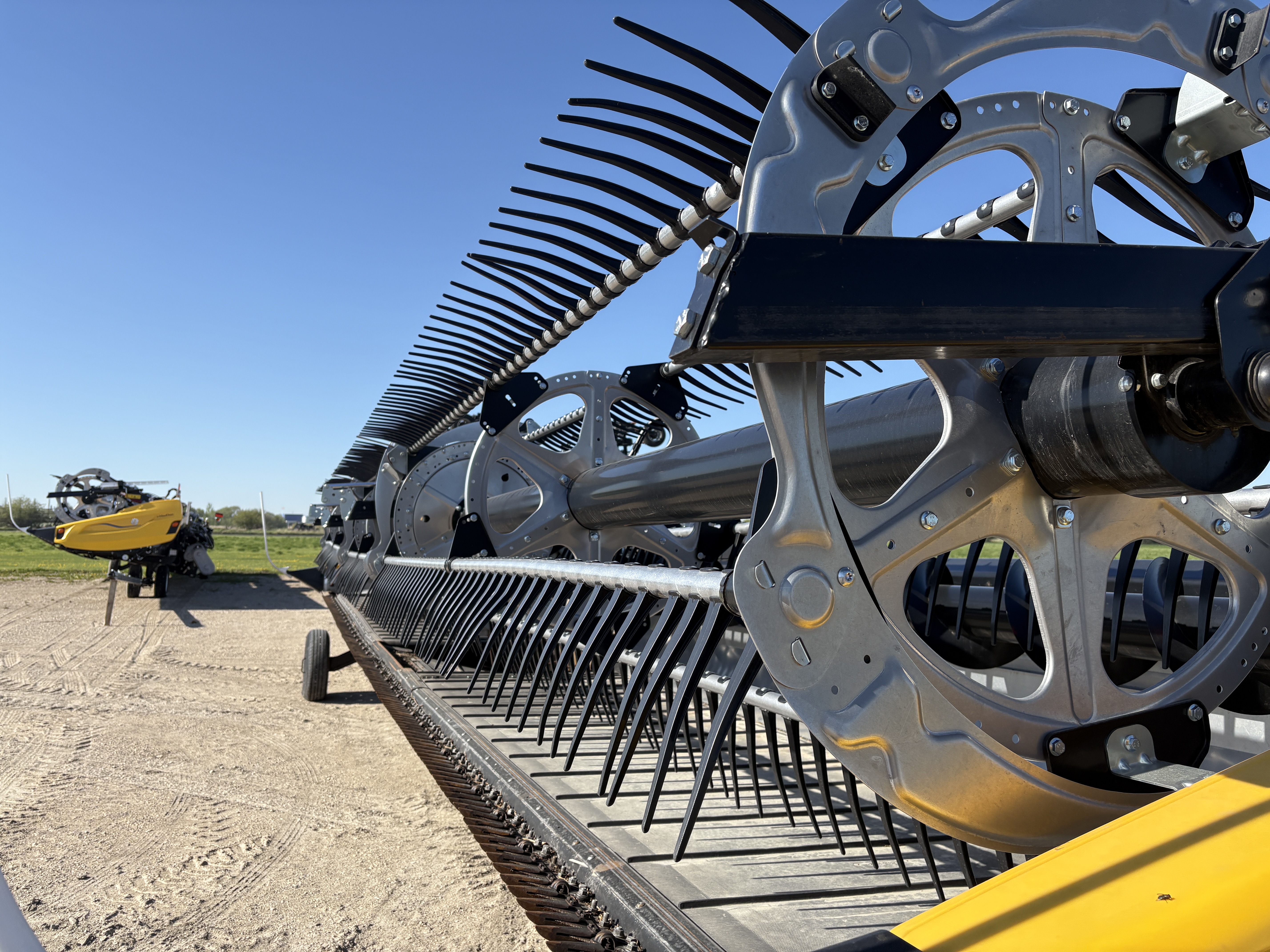 2023 MacDon FD240 Header Draper Flex