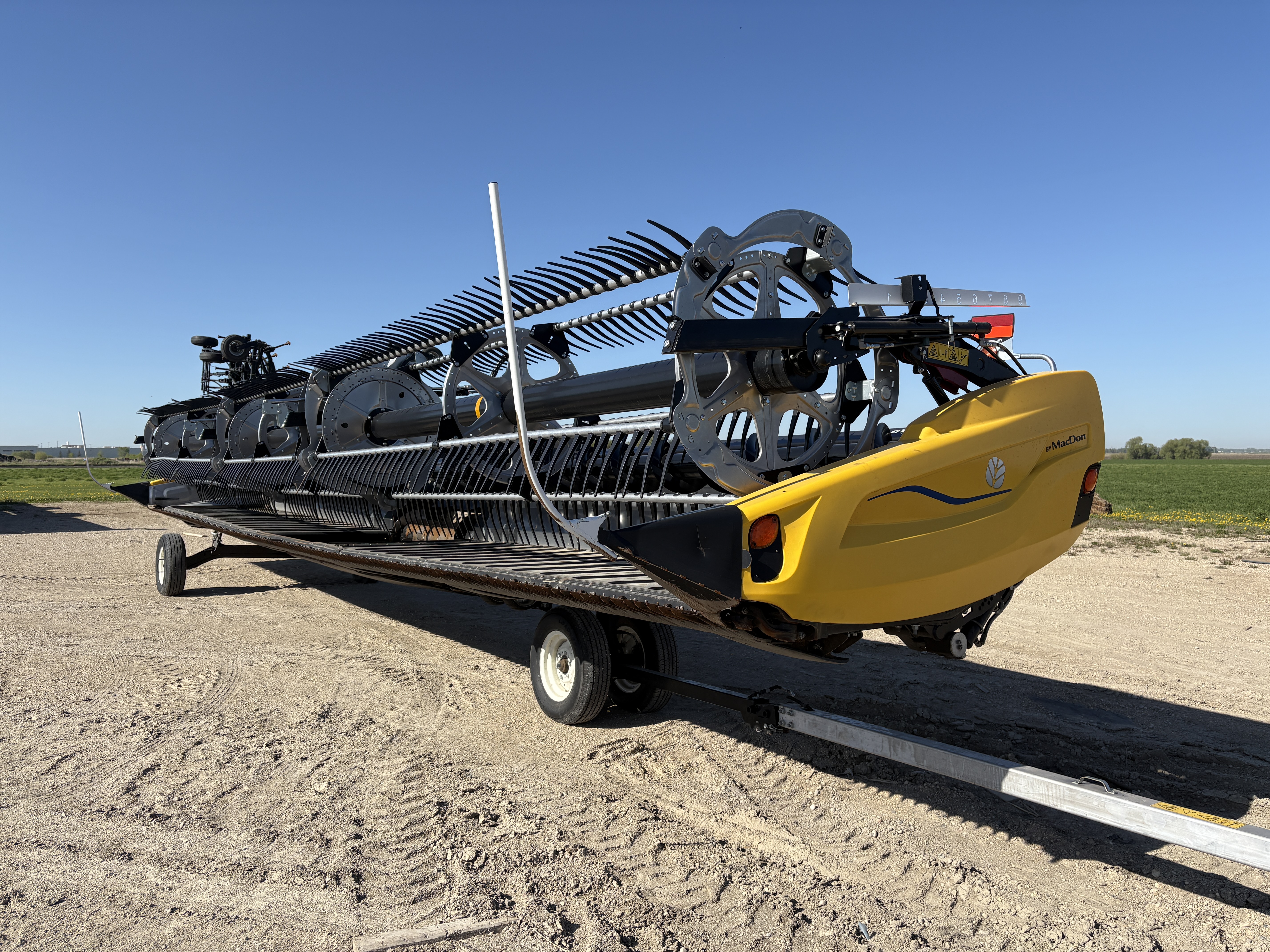 2023 MacDon FD240 Header Draper Flex