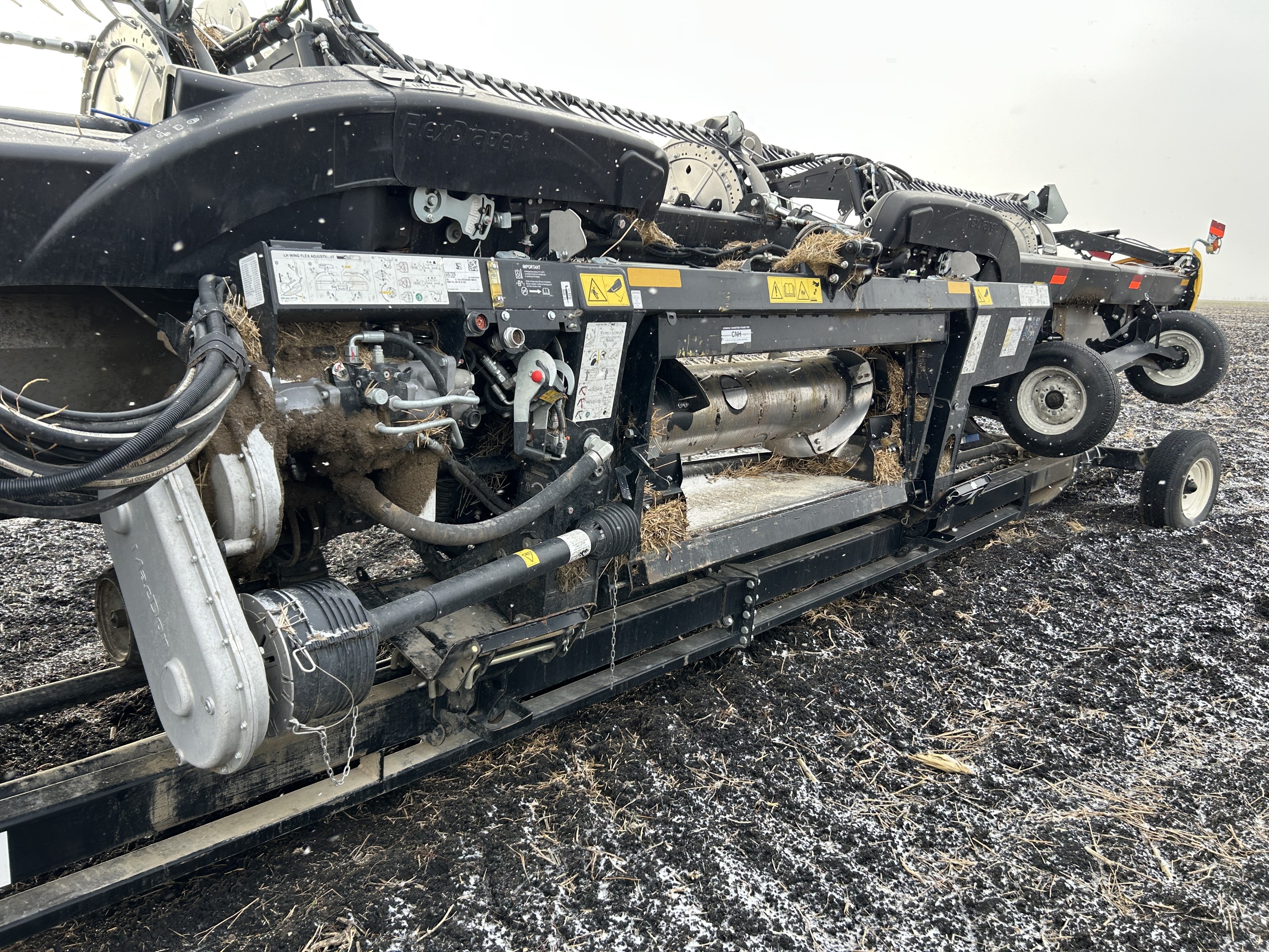 2023 MacDon FD240 Header Draper Flex