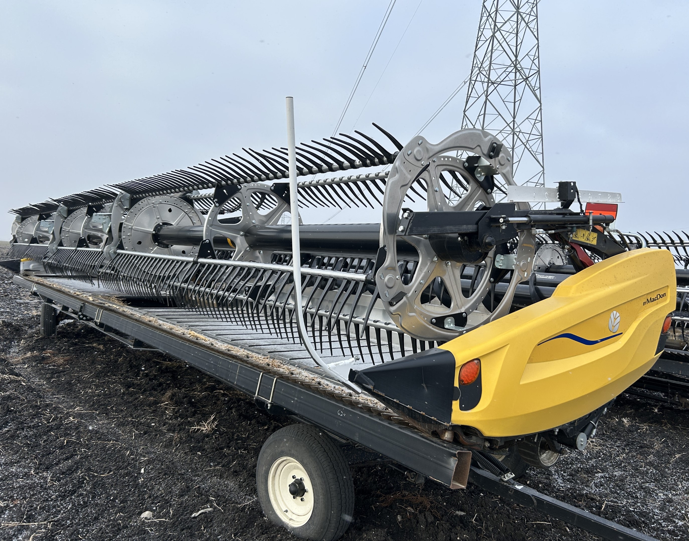 2023 MacDon FD240 Header Draper Flex