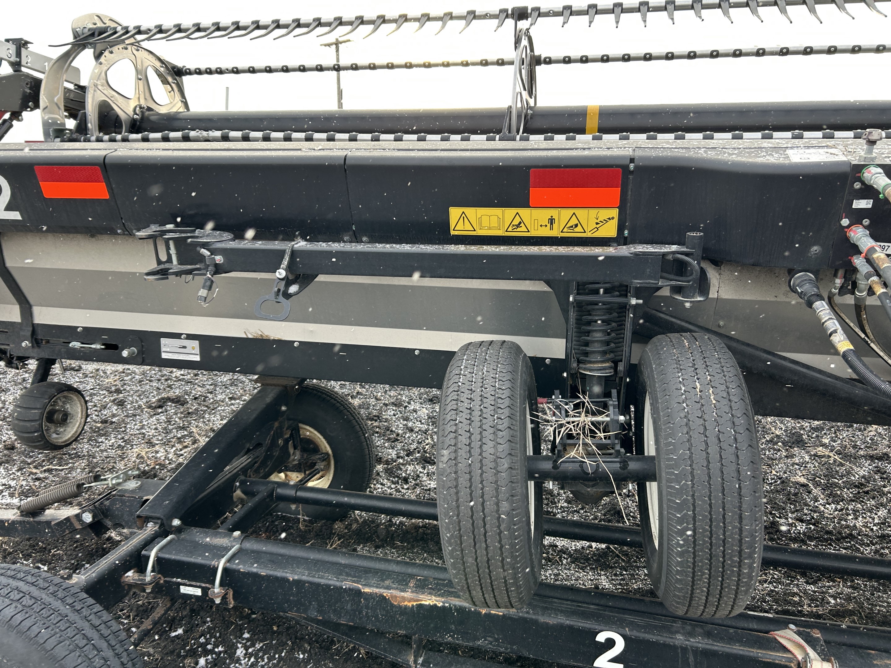 2023 MacDon FD240 Header Draper Flex