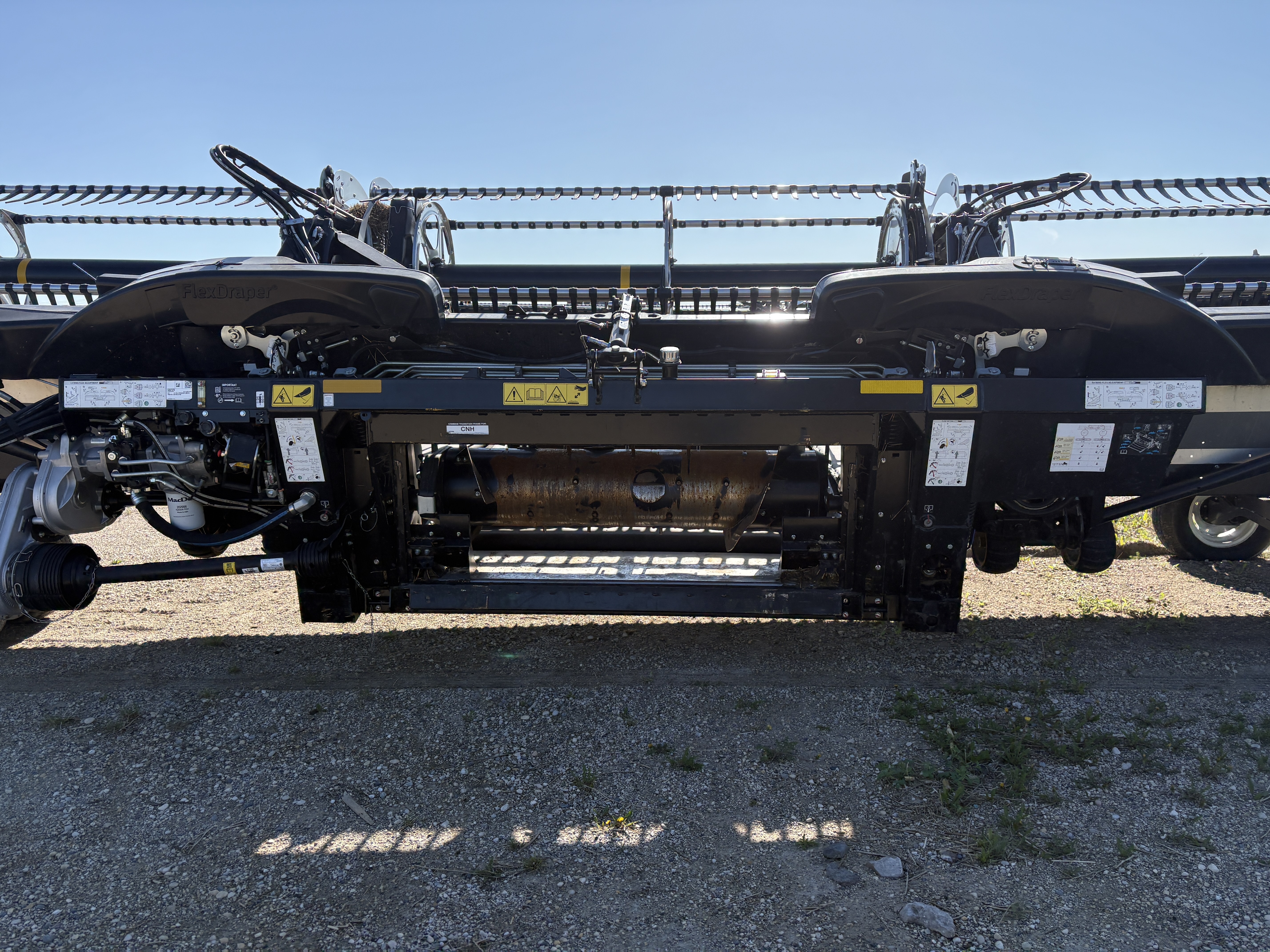 2023 MacDon FD240 Header Draper Flex