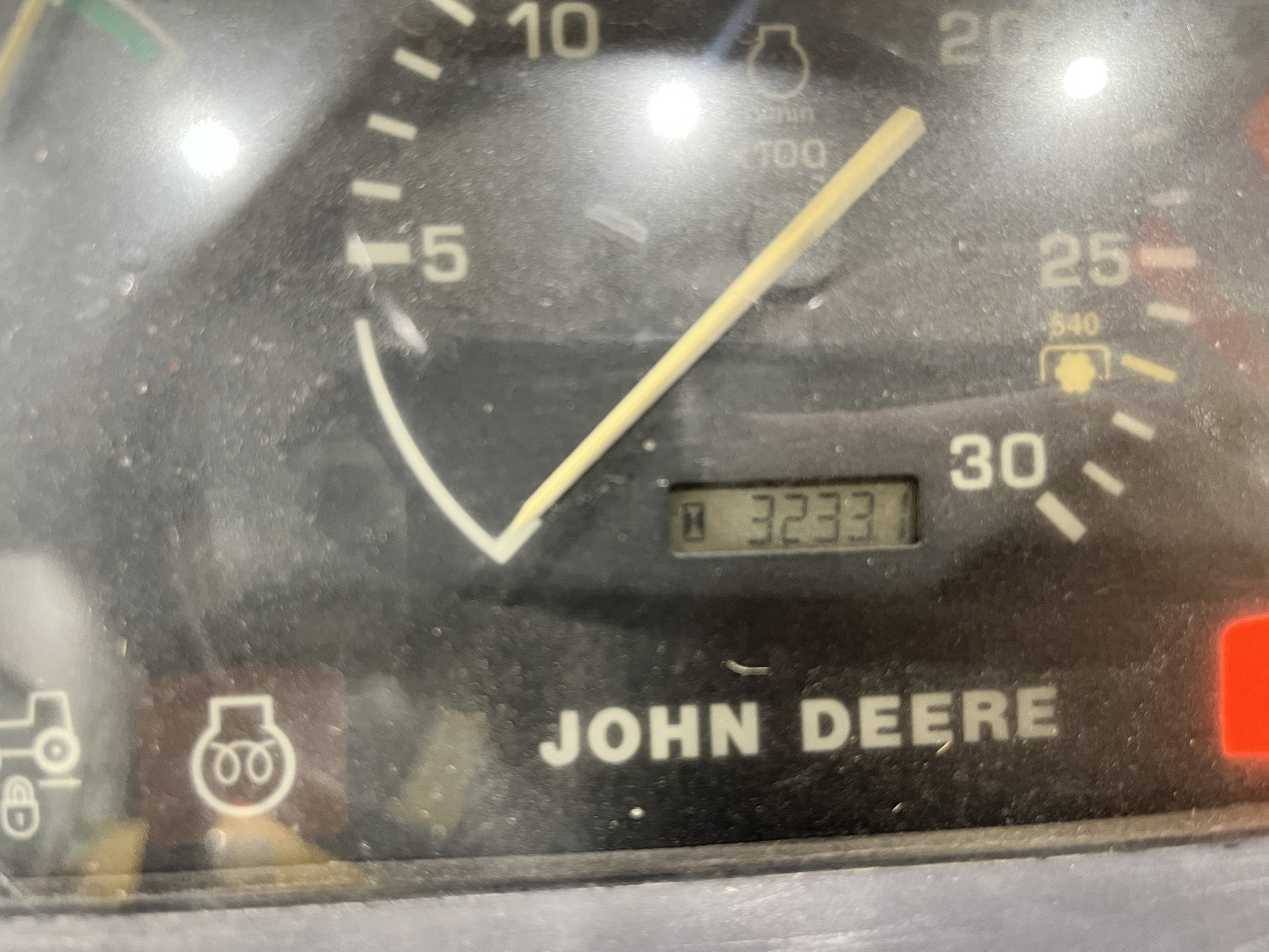 2000 John Deere 4400 Tractor Compact