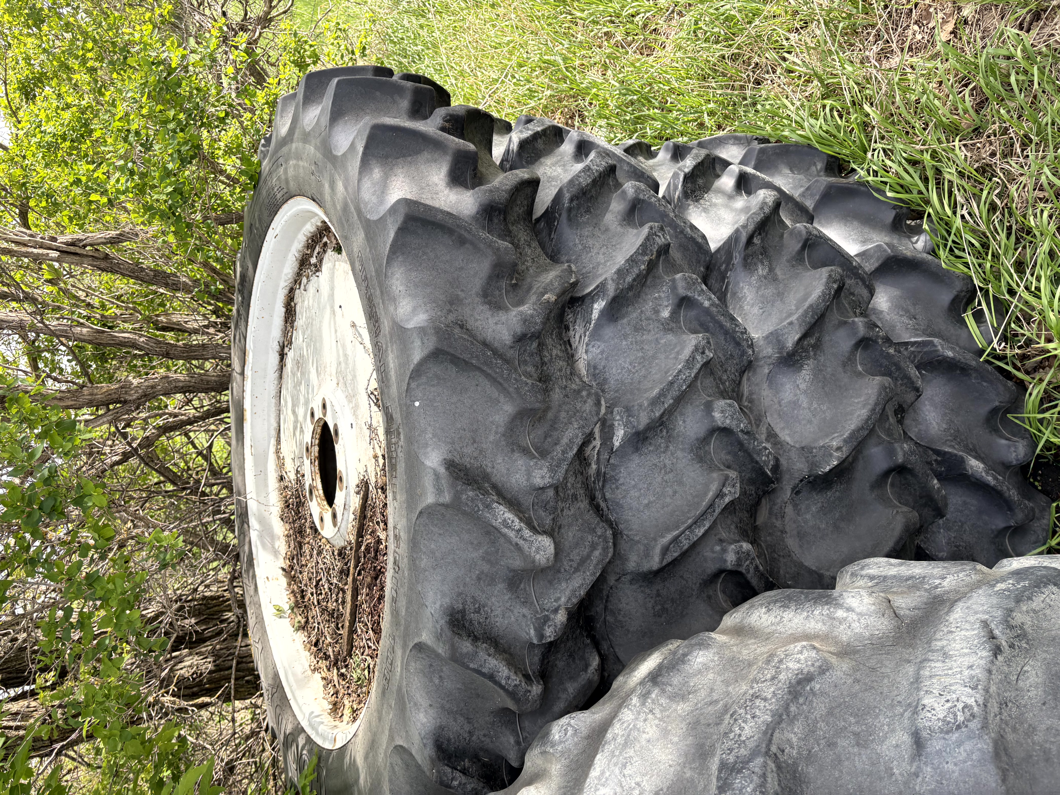 1998 RoGator 854 Sprayer/High Clearance