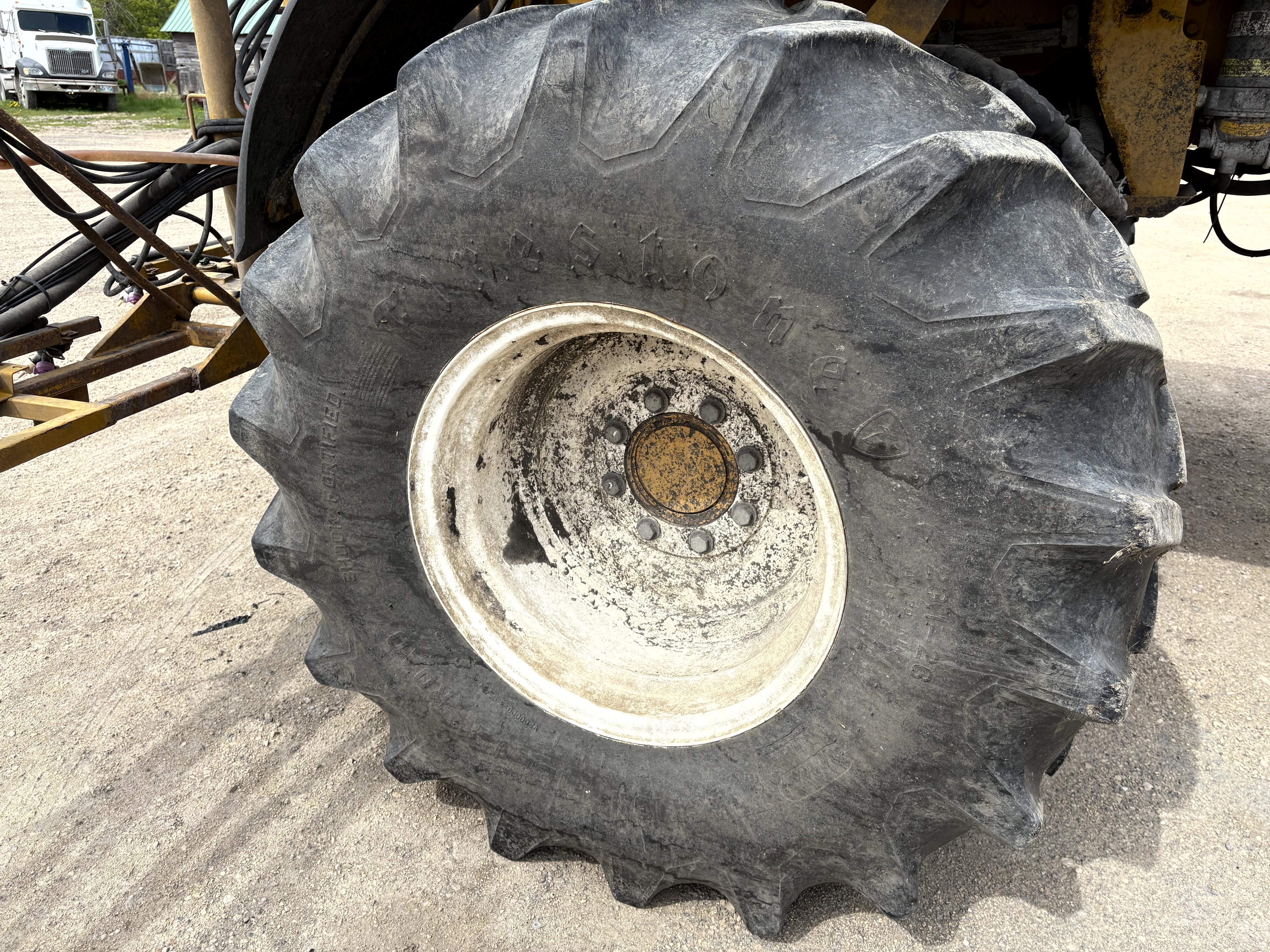 1998 RoGator 854 Sprayer/High Clearance