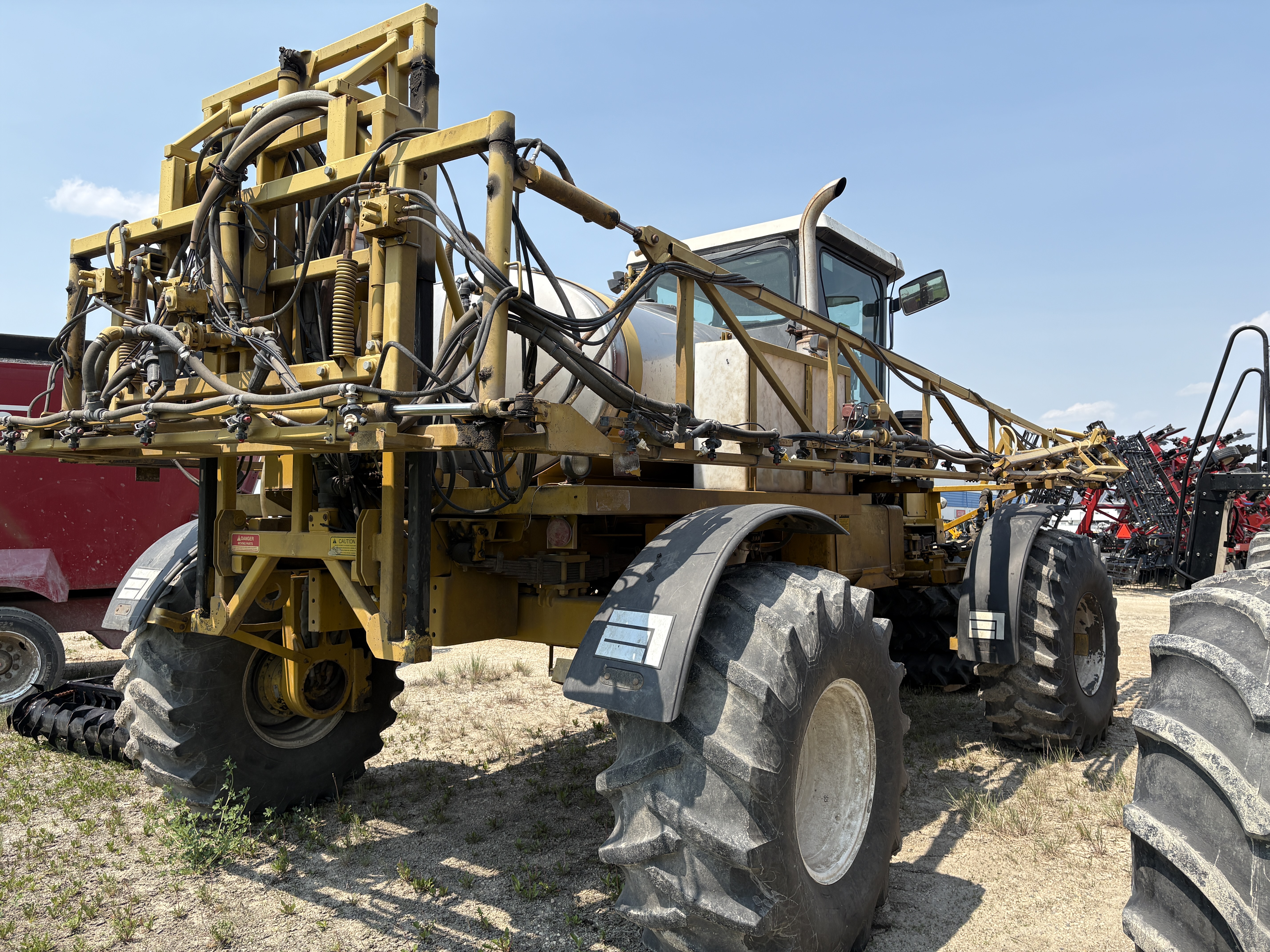 1998 RoGator 854 Sprayer/High Clearance