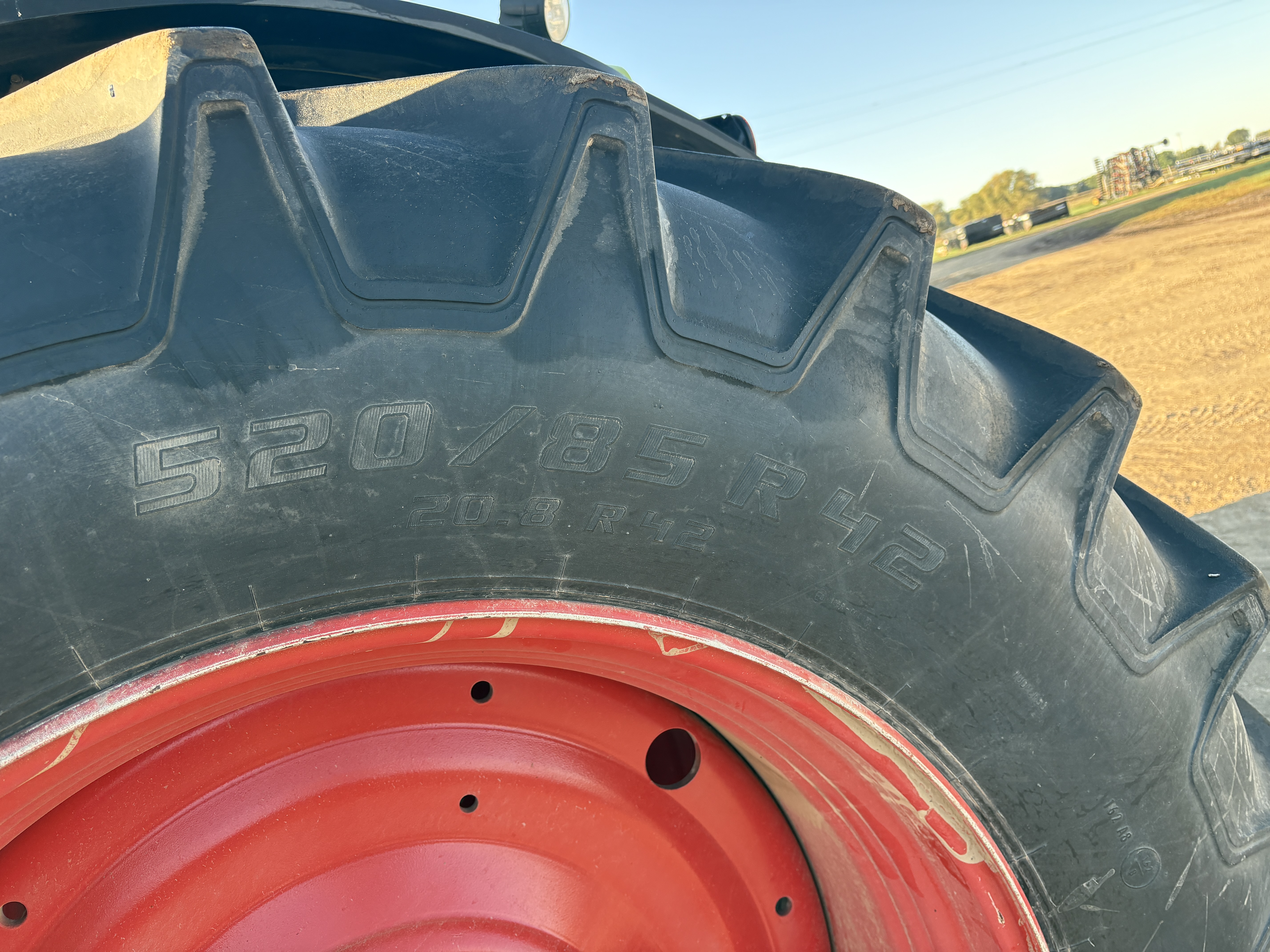 2017 CLAAS AXION 840 Tractor