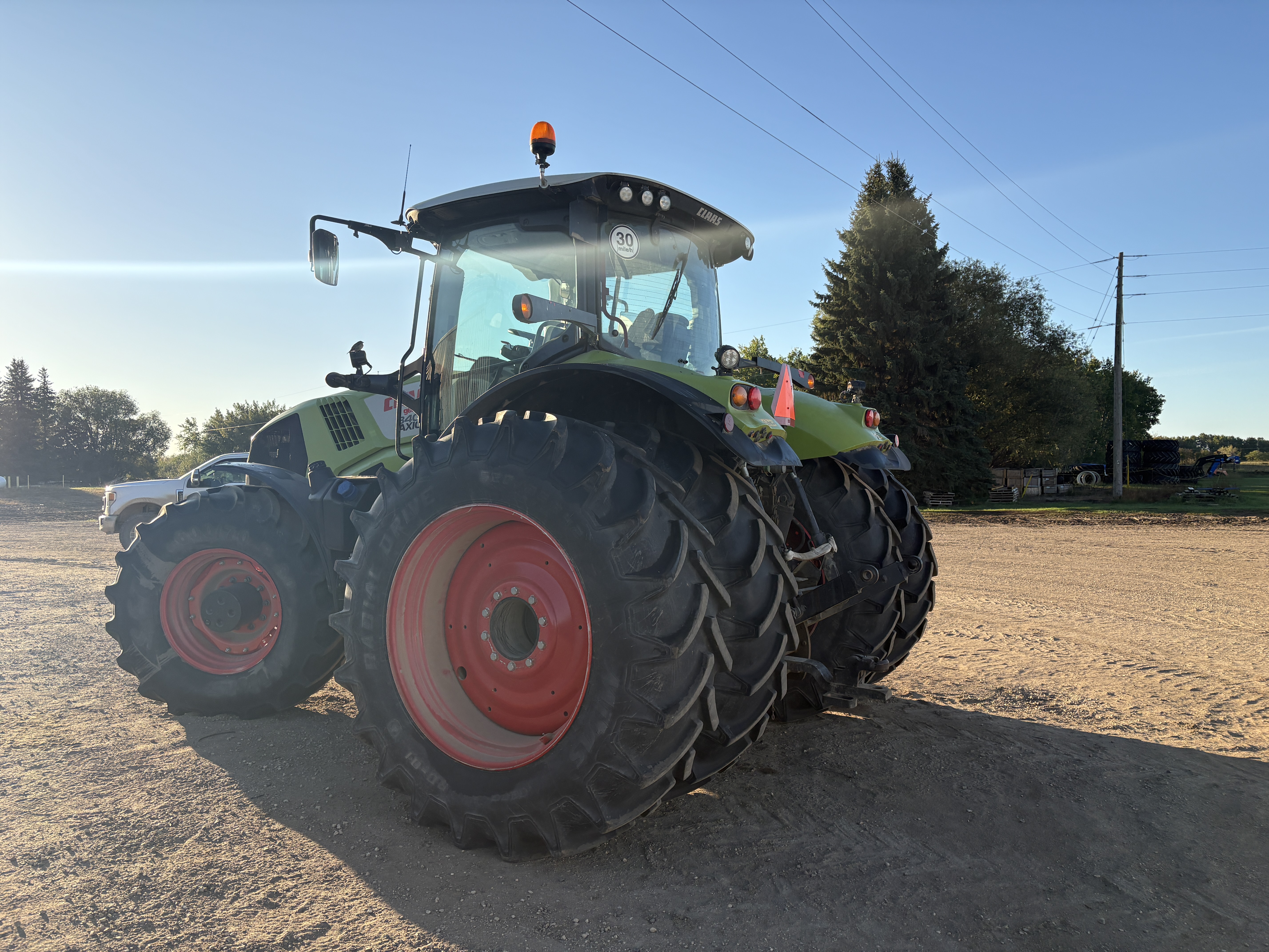 2017 CLAAS AXION 840 Tractor