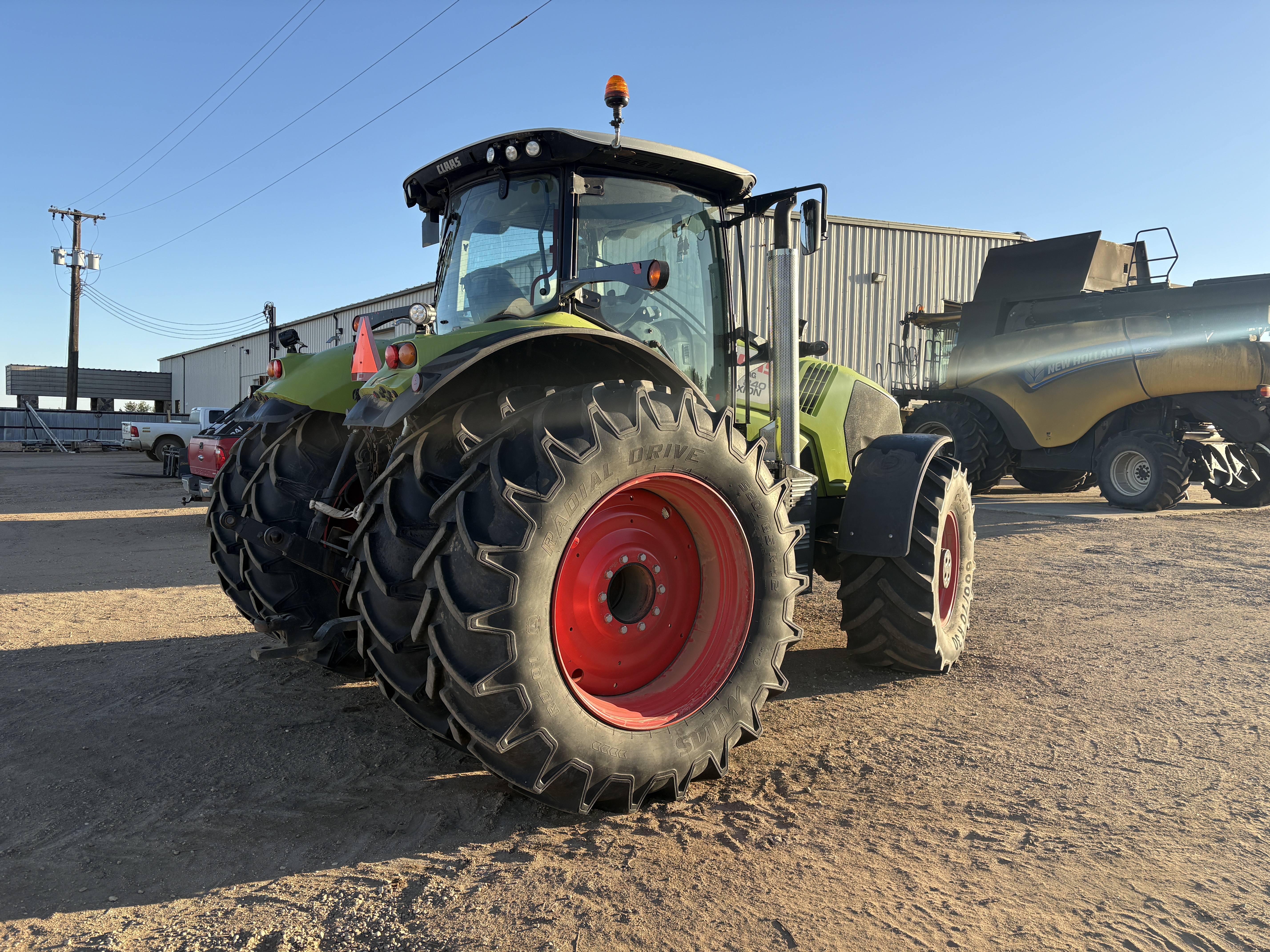 2017 CLAAS AXION 840 Tractor