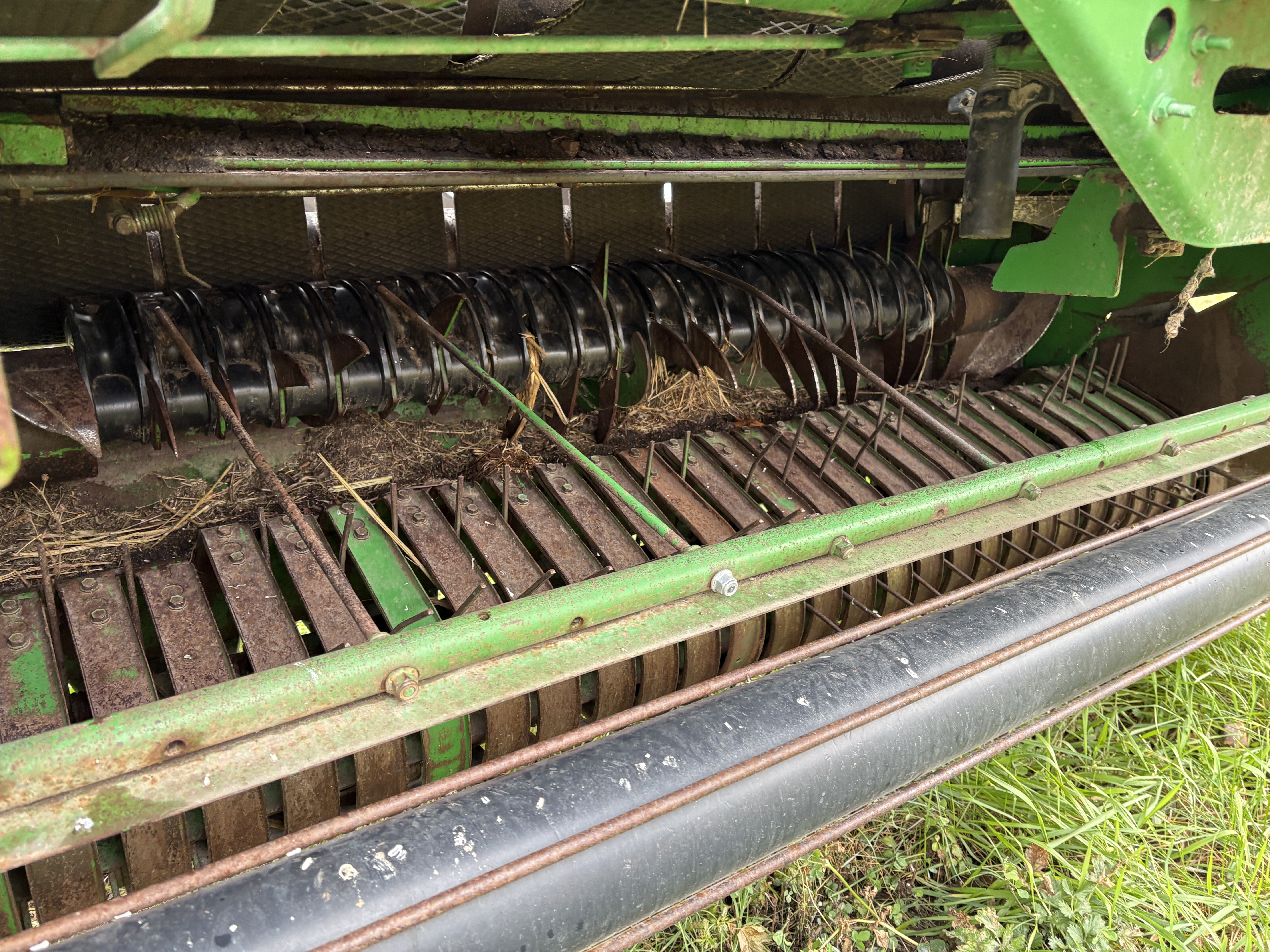 2009 John Deere 568 Baler/Round