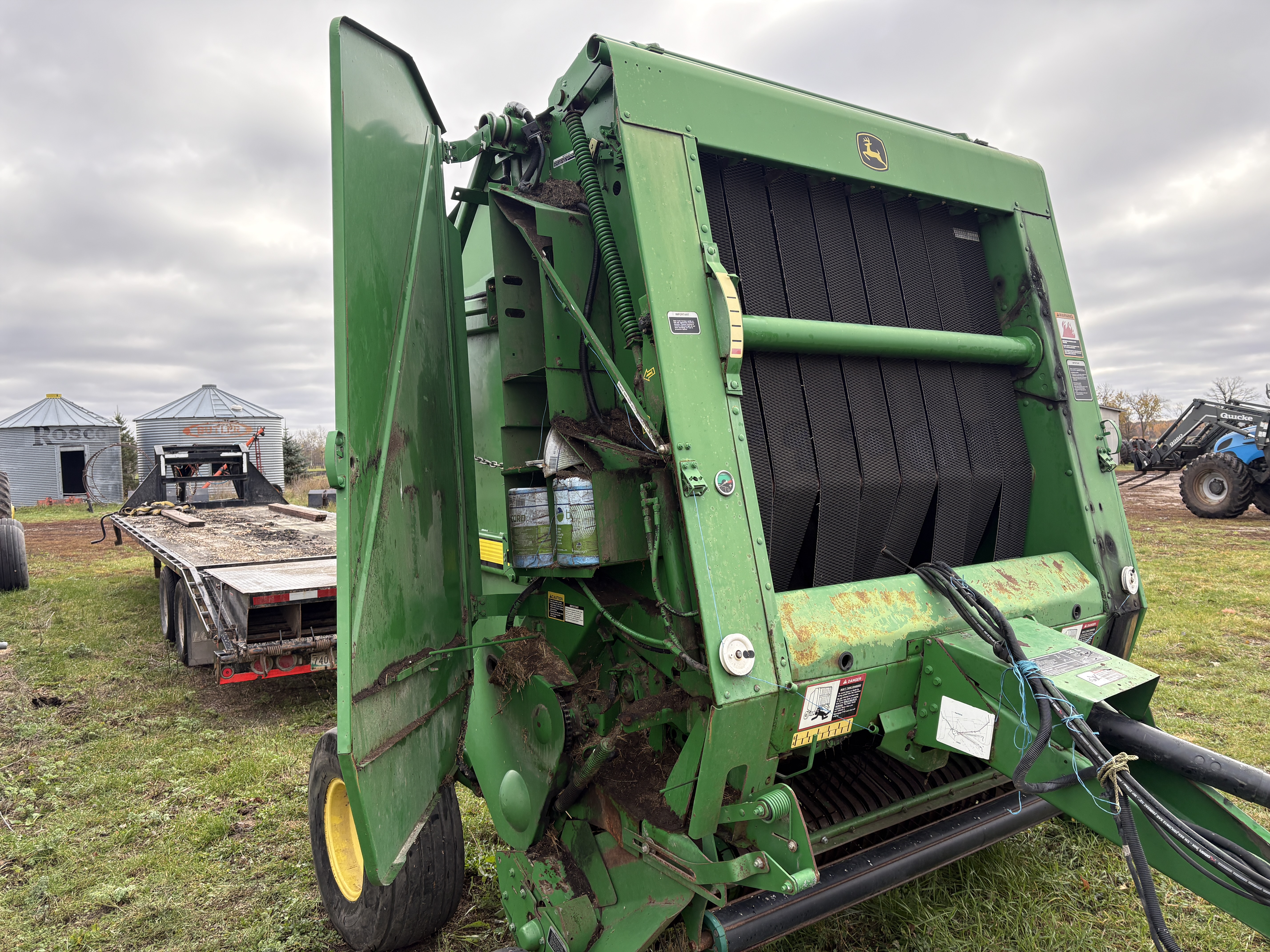 2009 John Deere 568 Baler/Round