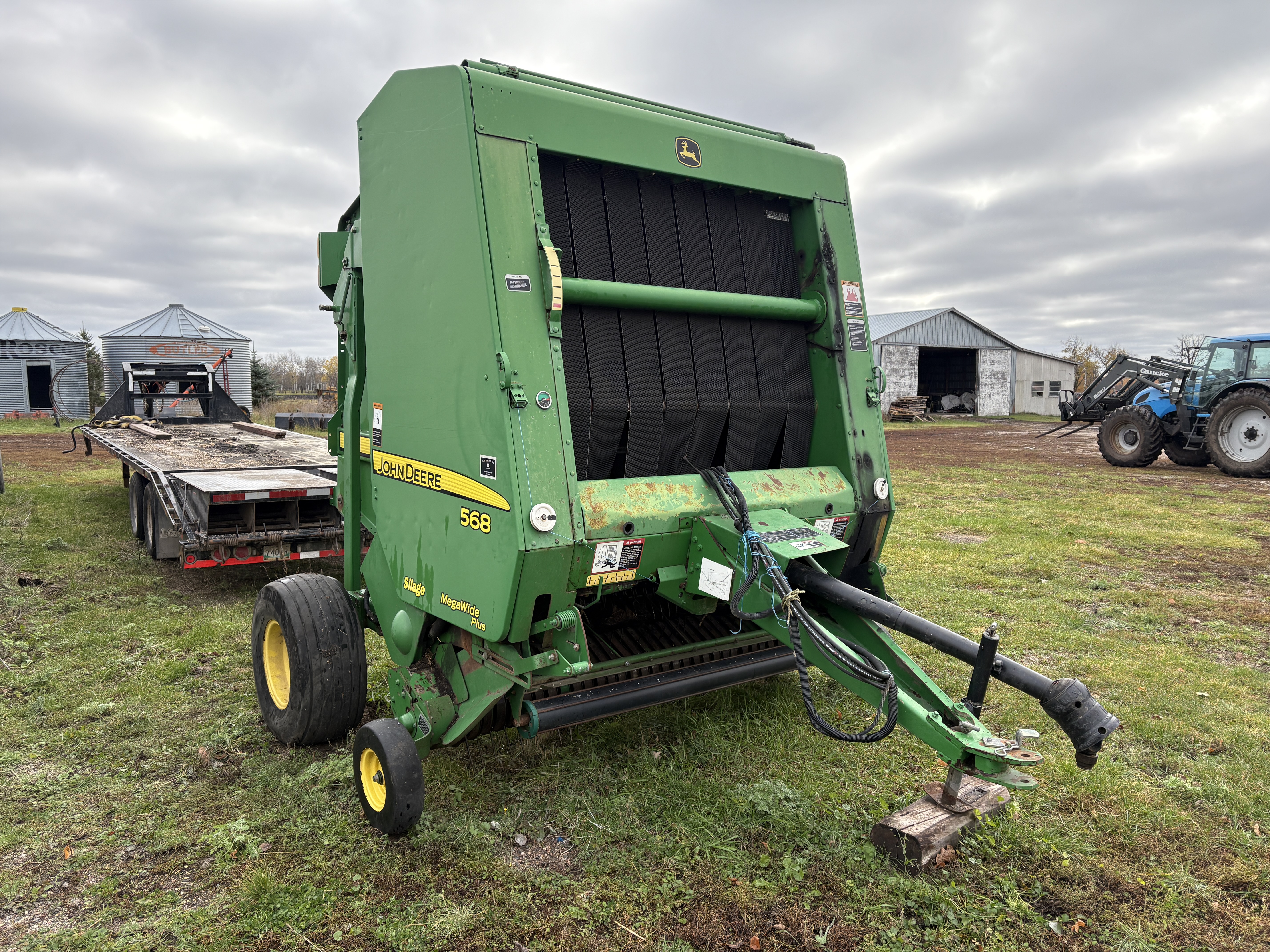 2009 John Deere 568 Baler/Round