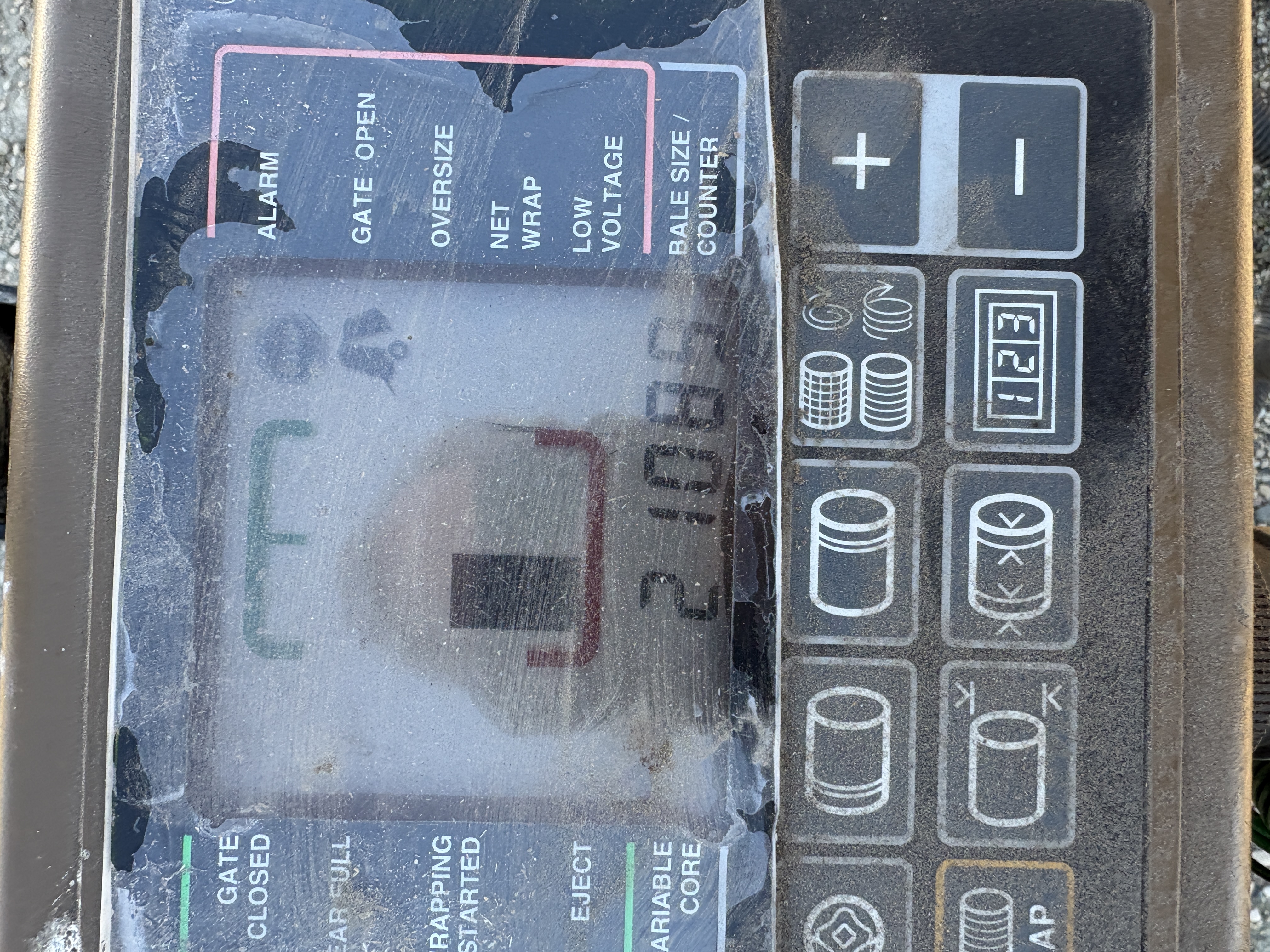 2009 John Deere 568 Baler/Round