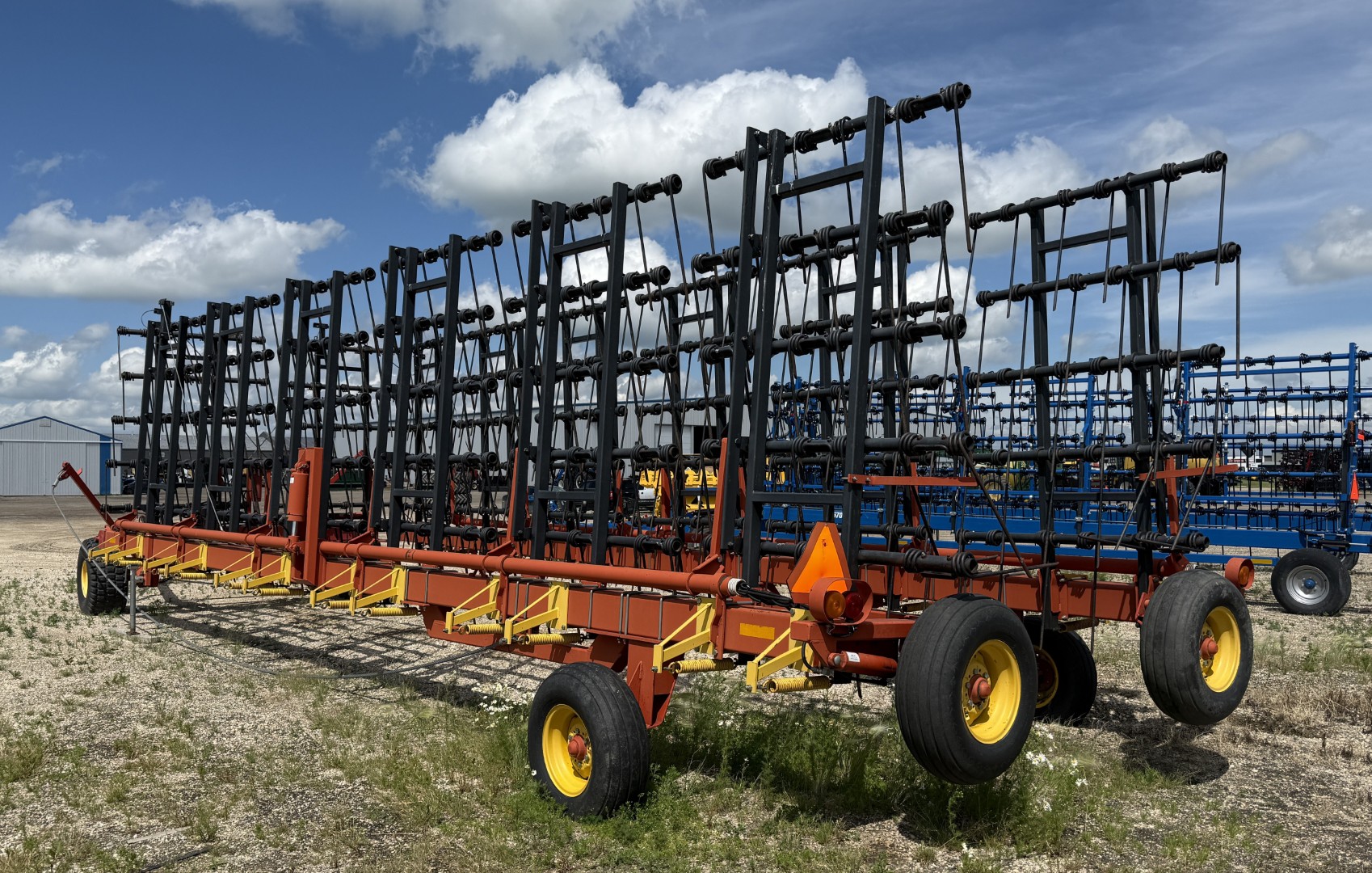 2007 Bourgault 7200 Harrow Heavy