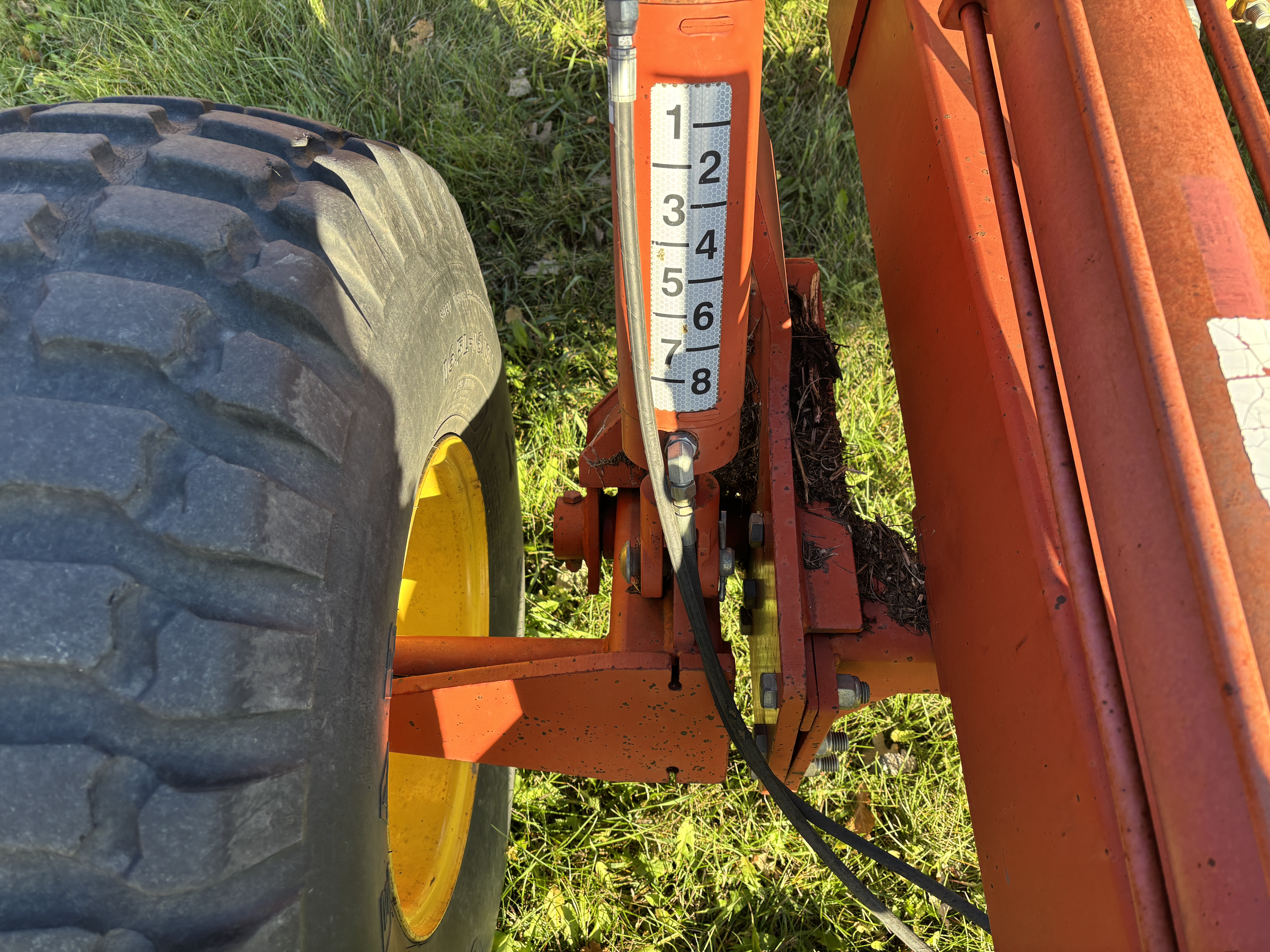 2007 Bourgault 7200 Harrow Heavy