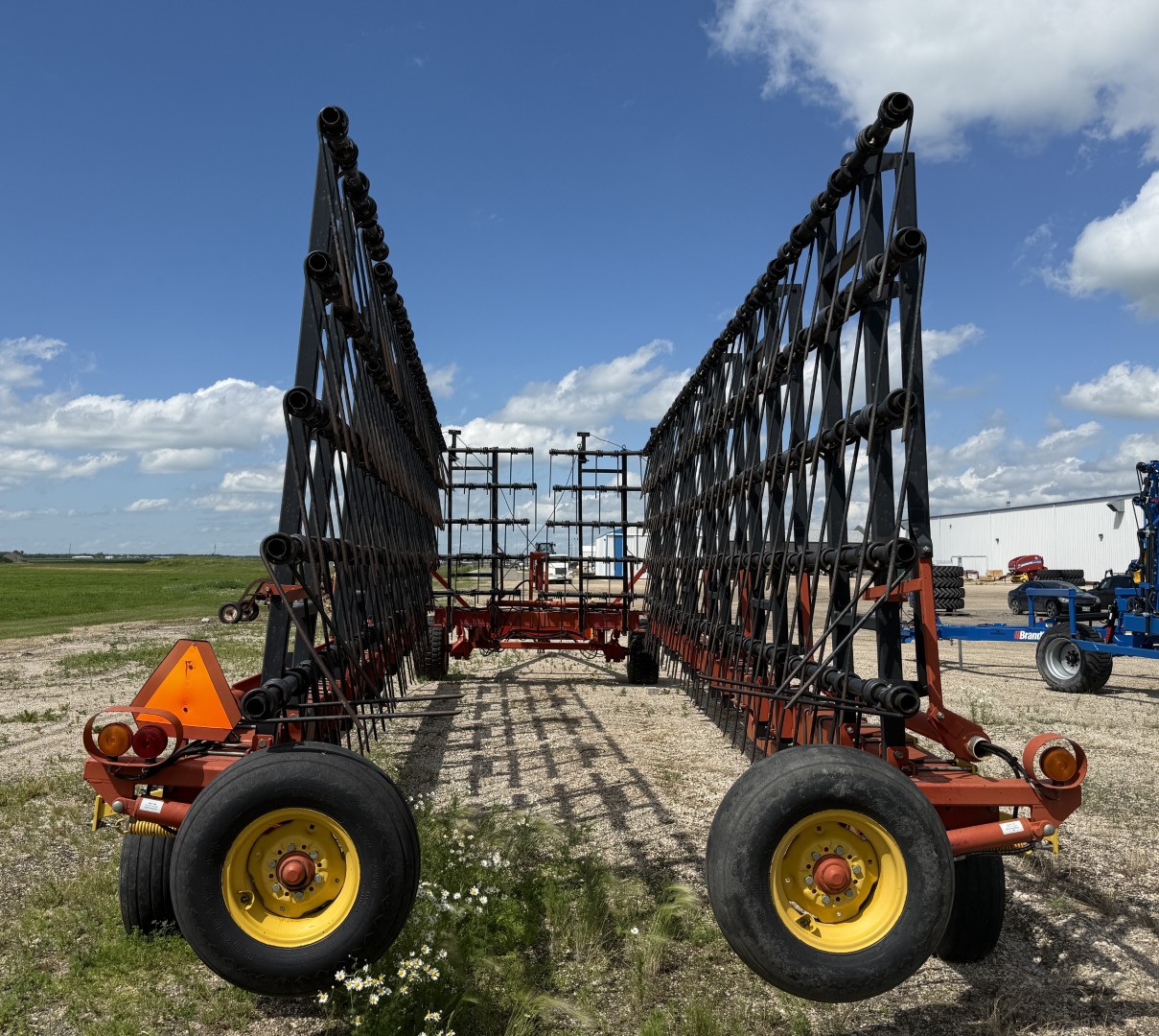 2007 Bourgault 7200 Harrow Heavy
