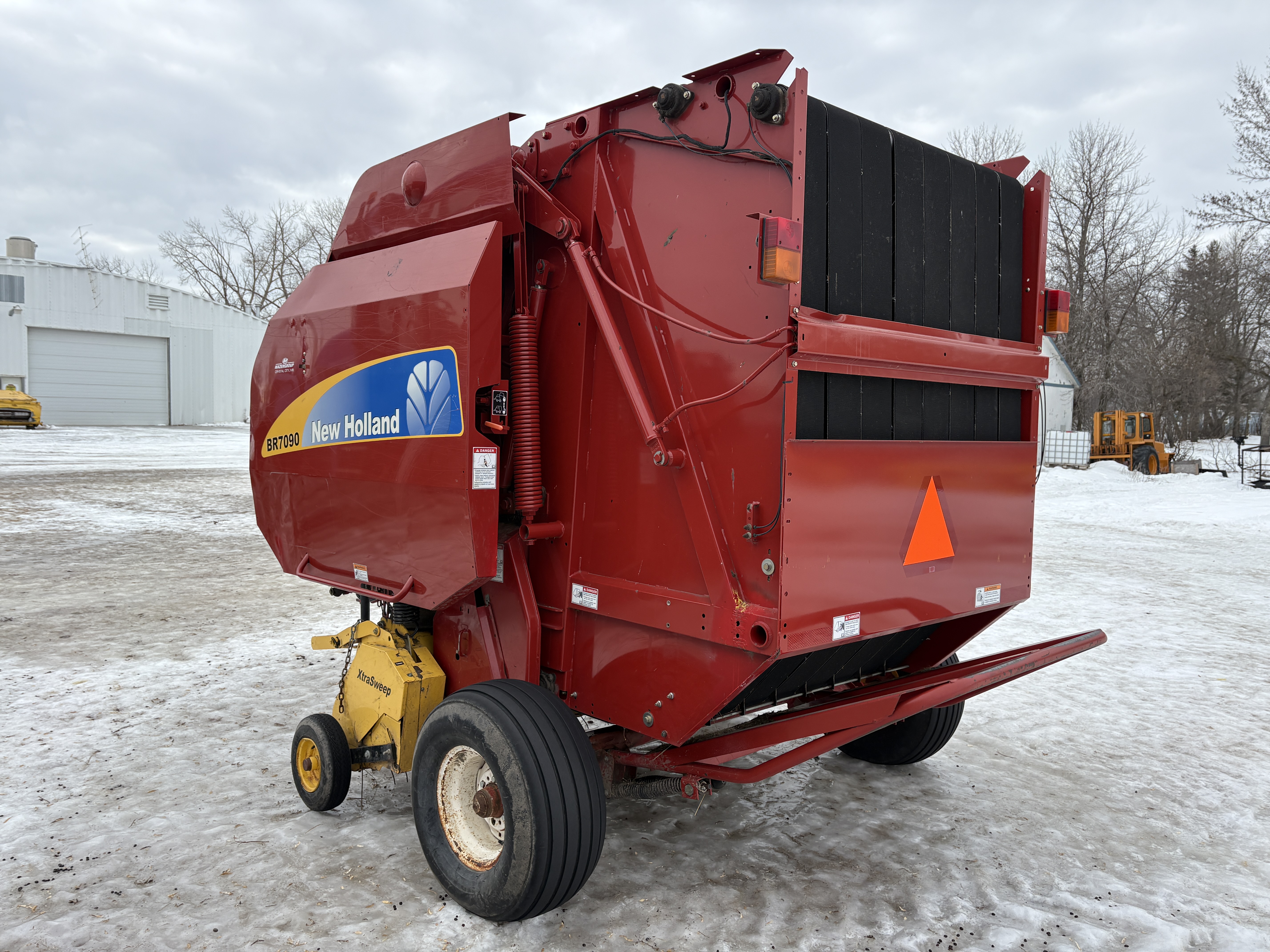 2009 New Holland BR7090 Baler/Round