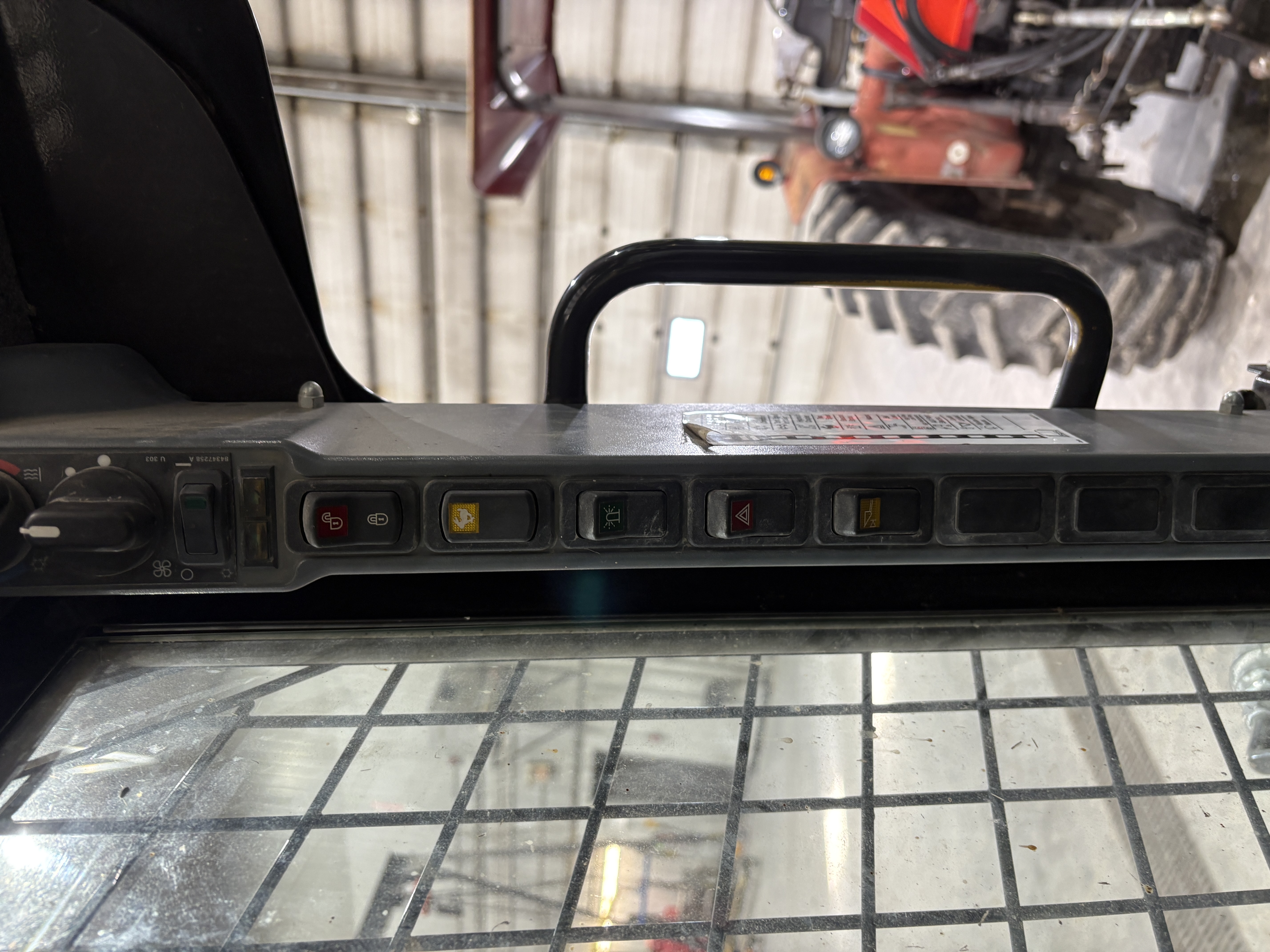 2013 New Holland C238 Compact Track Loader