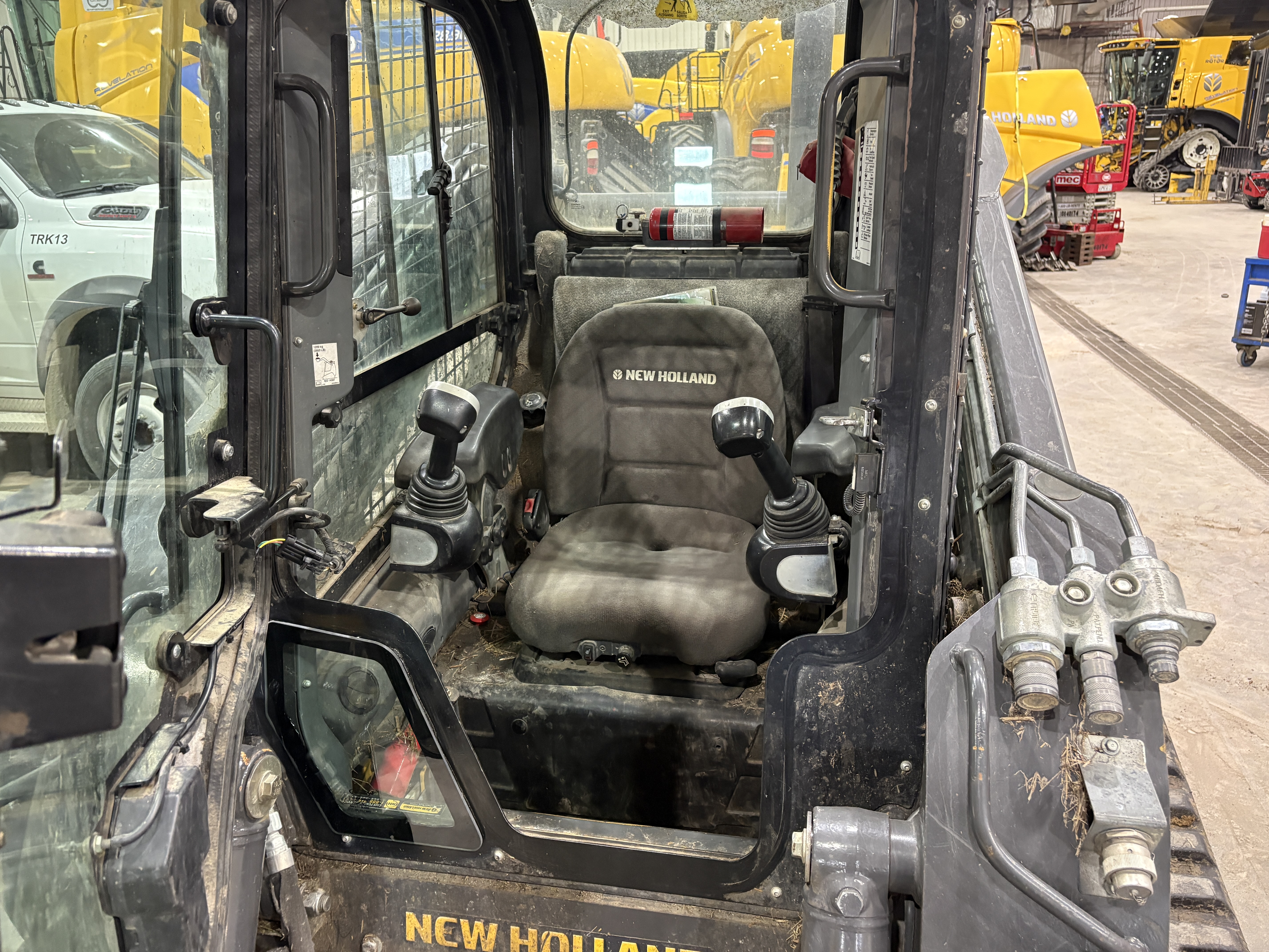 2013 New Holland C238 Compact Track Loader