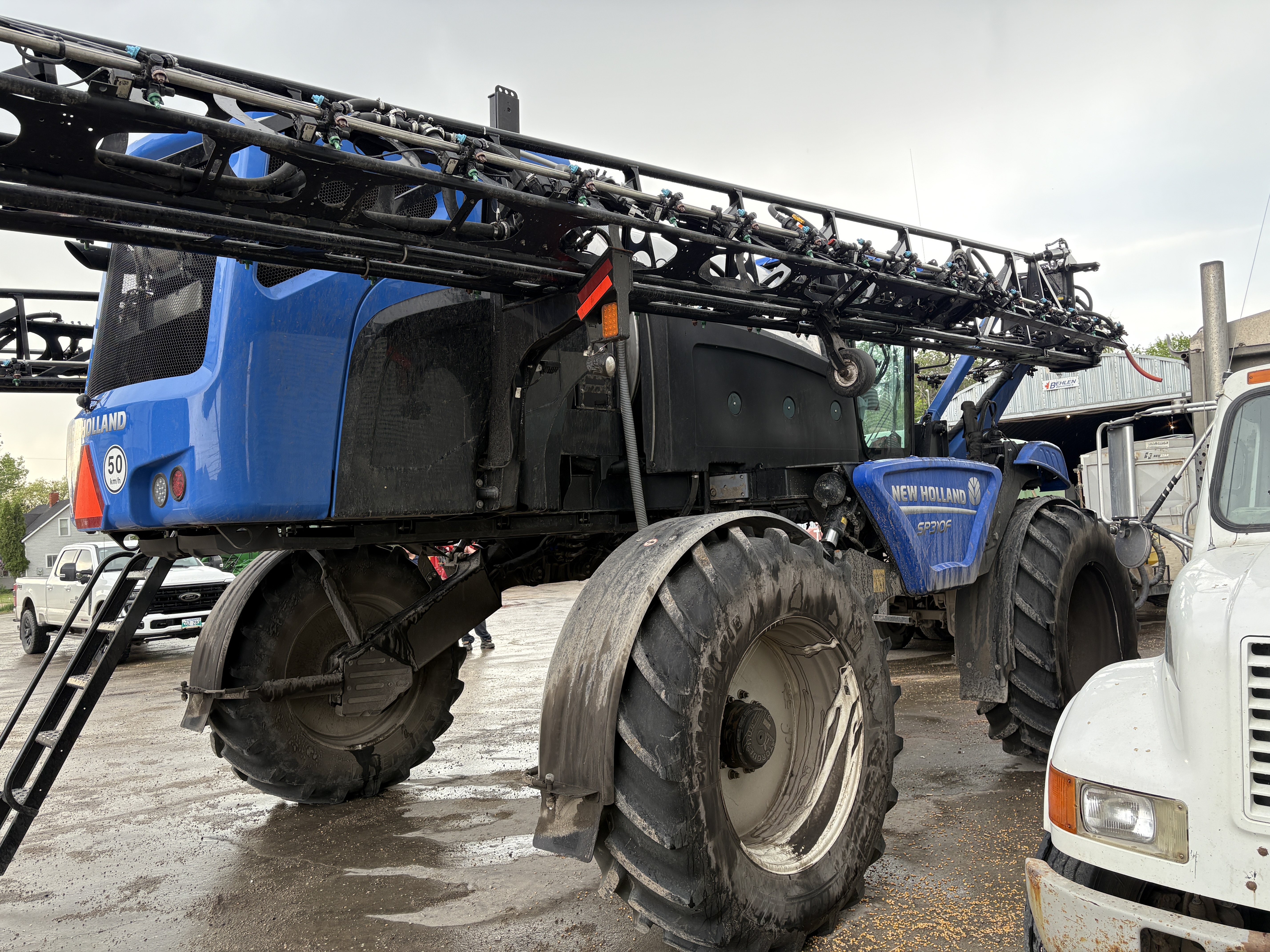 2023 New Holland SP.310F Sprayer/High Clearance