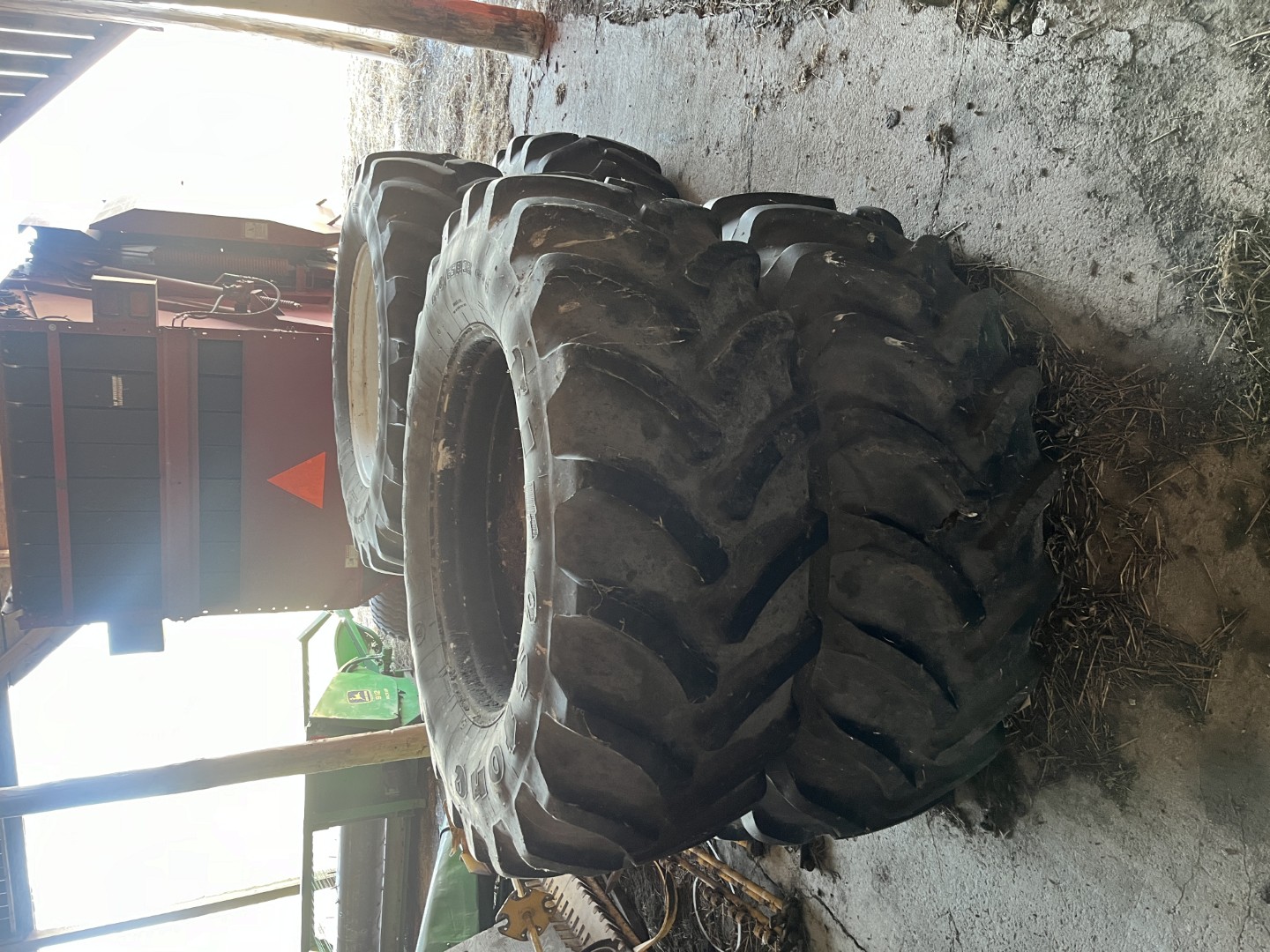 2004 RoGator 1254 Sprayer/High Clearance