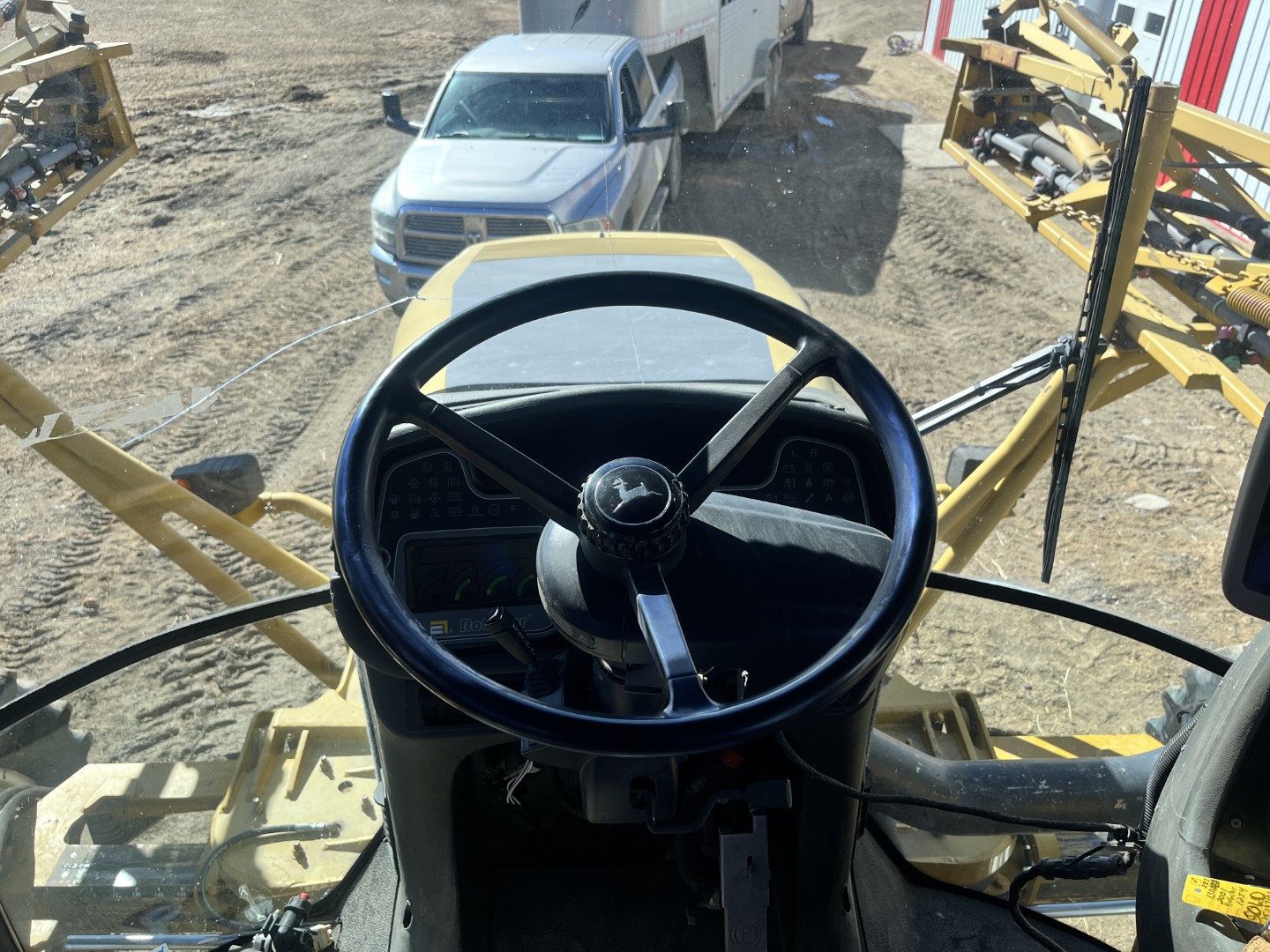2004 RoGator 1254 Sprayer/High Clearance