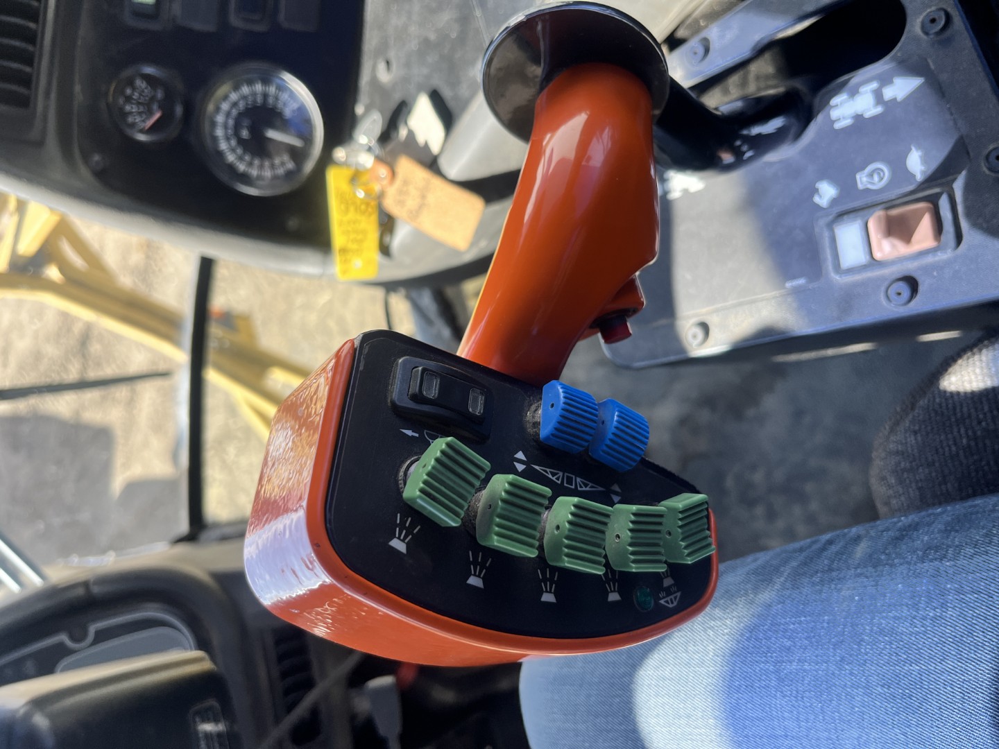 2004 RoGator 1254 Sprayer/High Clearance