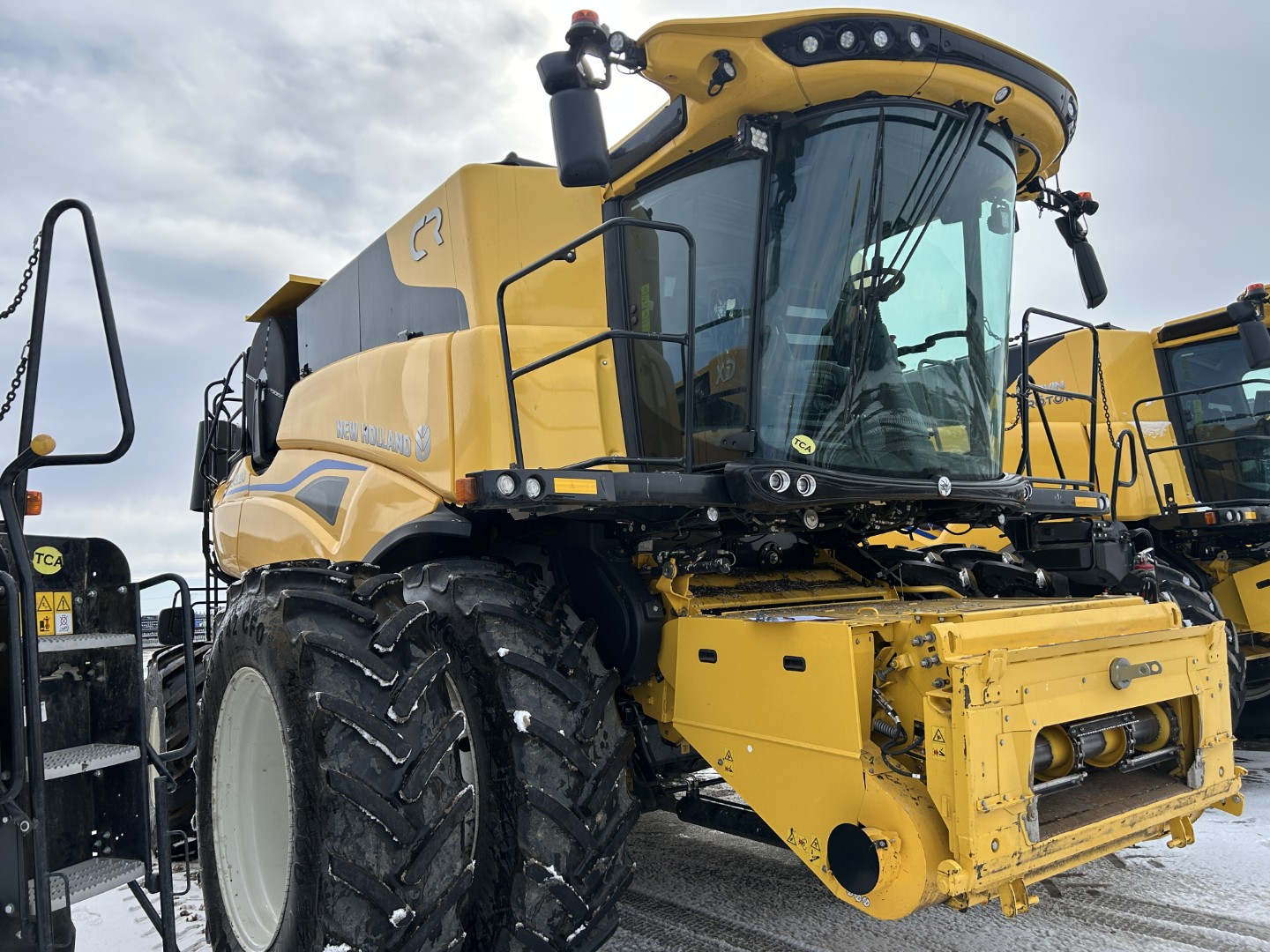 2024 New Holland CR9.90Z Combine