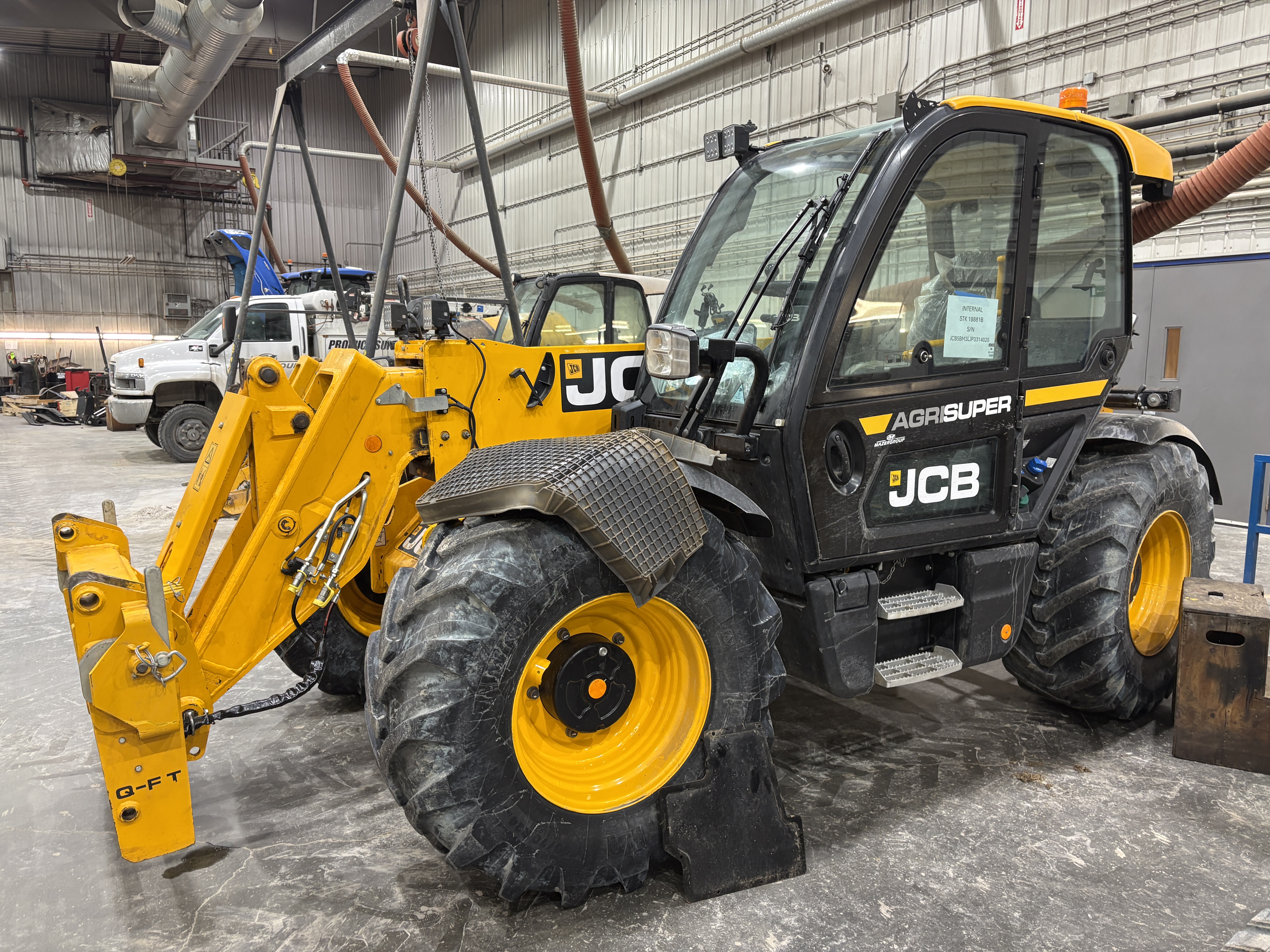 2024 JCB 542-70AG SUP TeleHandler