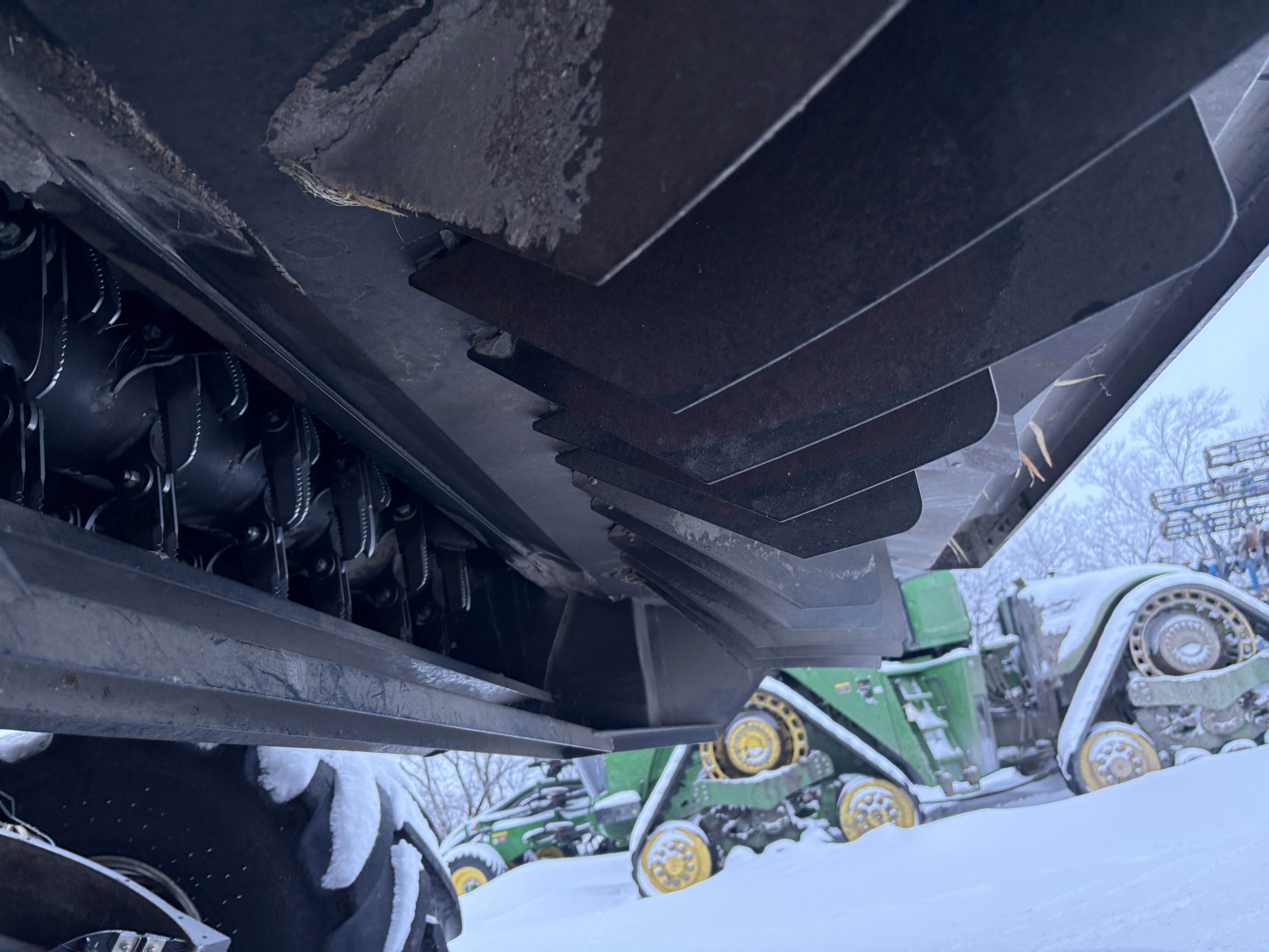 2025 New Holland CR9.90Z Combine