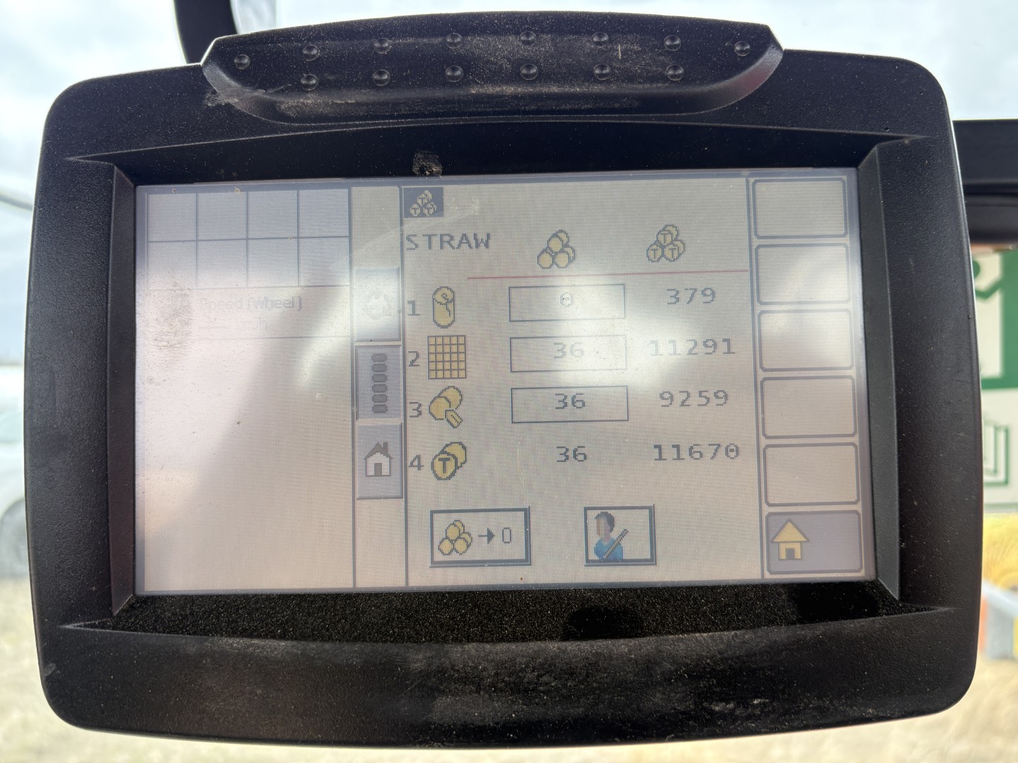 2015 New Holland RB450 Baler/Round