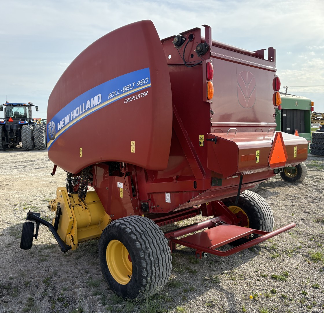 2016 New Holland RB450 Baler/Round