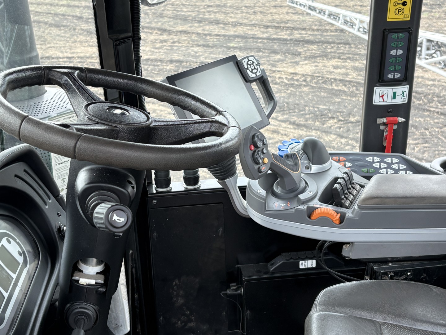 2019 RoGator RG1100C Sprayer/High Clearance