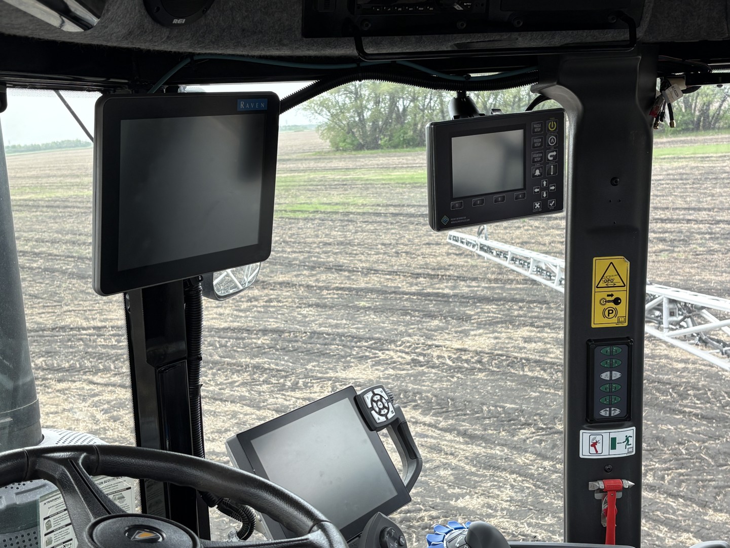 2019 RoGator RG1100C Sprayer/High Clearance