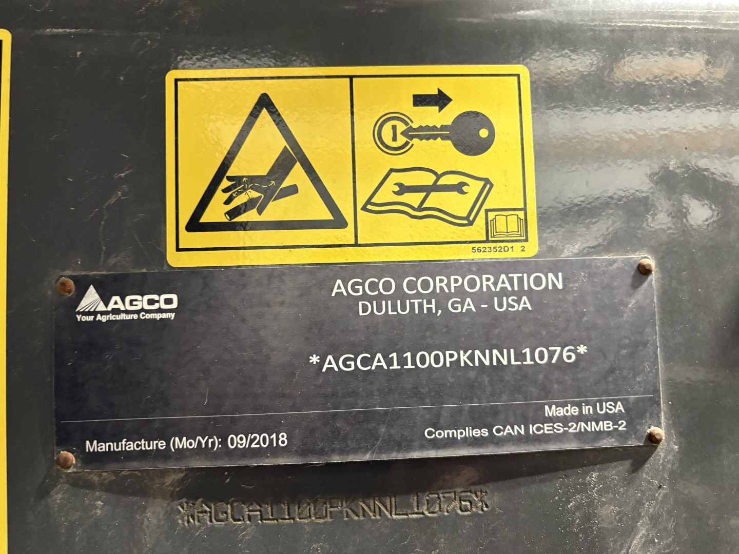 2019 RoGator RG1100C Sprayer/High Clearance