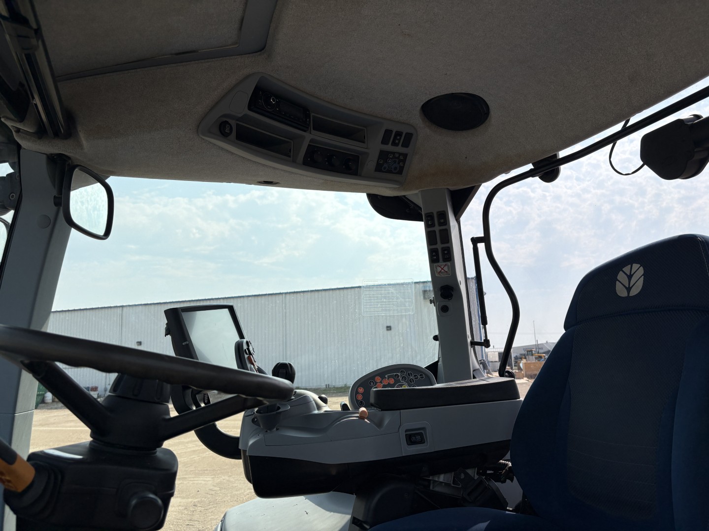 2015 New Holland T7.260 Tractor