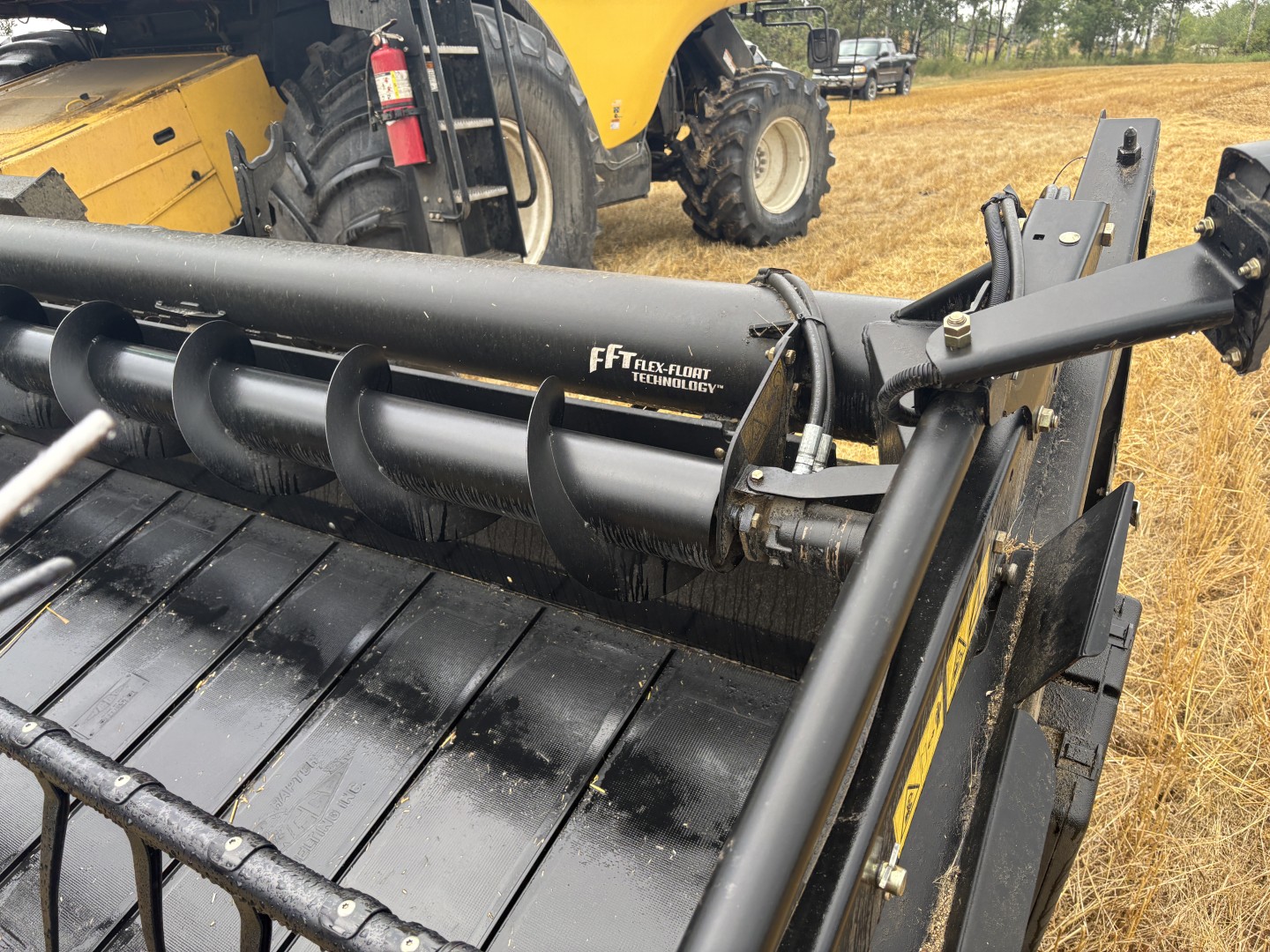 2015 MacDon FD75-35 Header Draper Flex