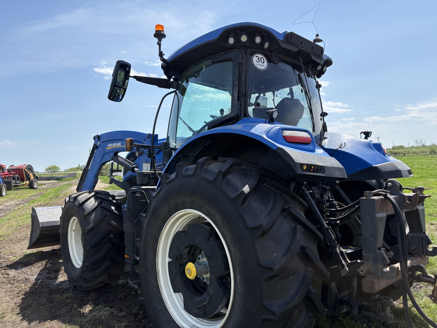 2025 New Holland T7.230 PLMI Tractor