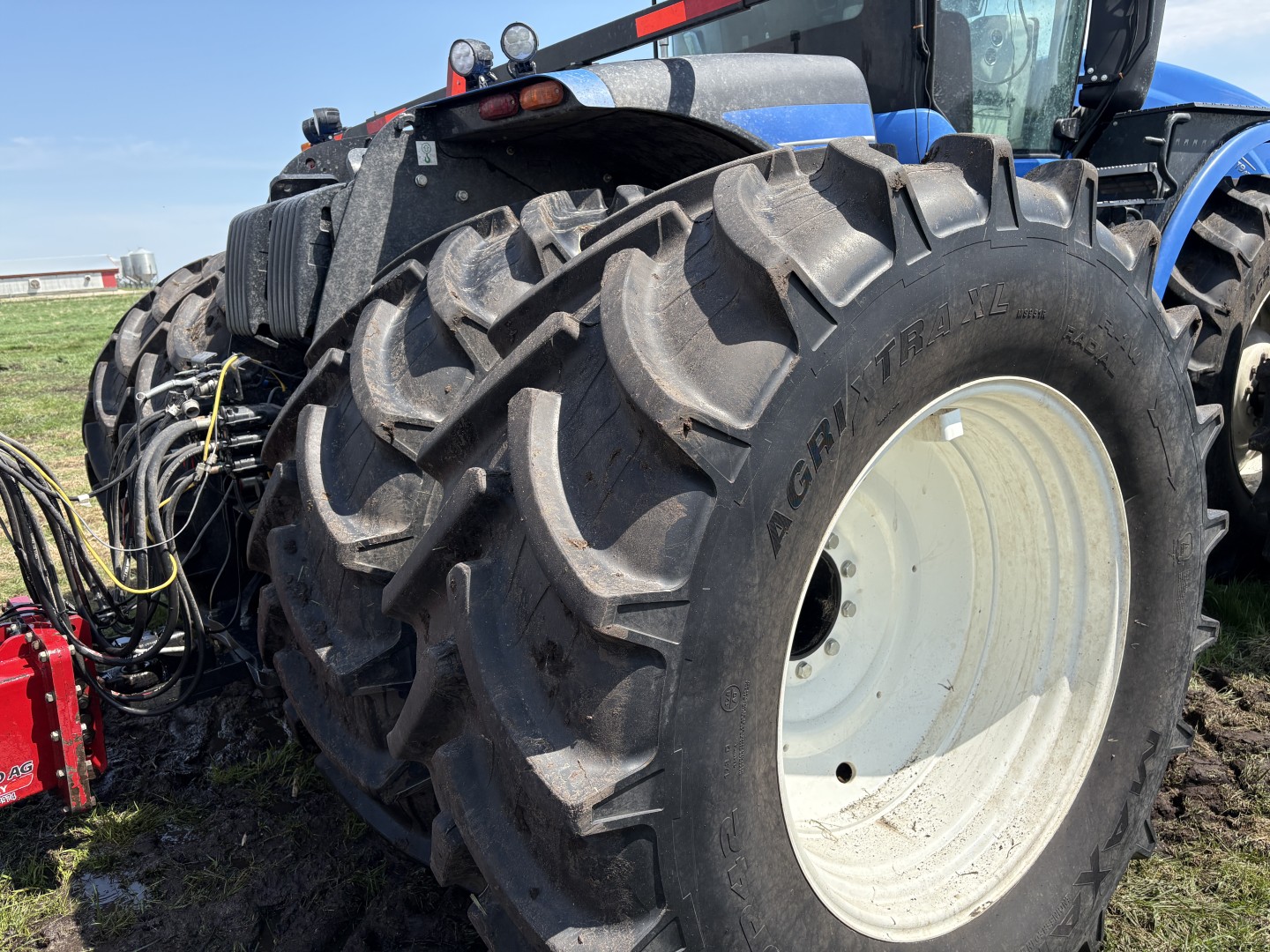 2025 New Holland T9.470 PLMI Tractor 4WD