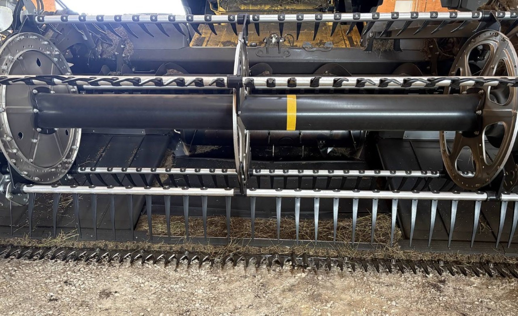 2024 MacDon FD240 Header Draper Flex