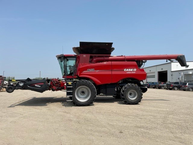 2019 Case 8250 Combine