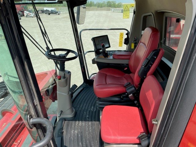 2019 Case 8250 Combine