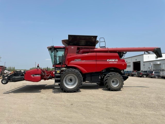 2019 Case 8250 Combine