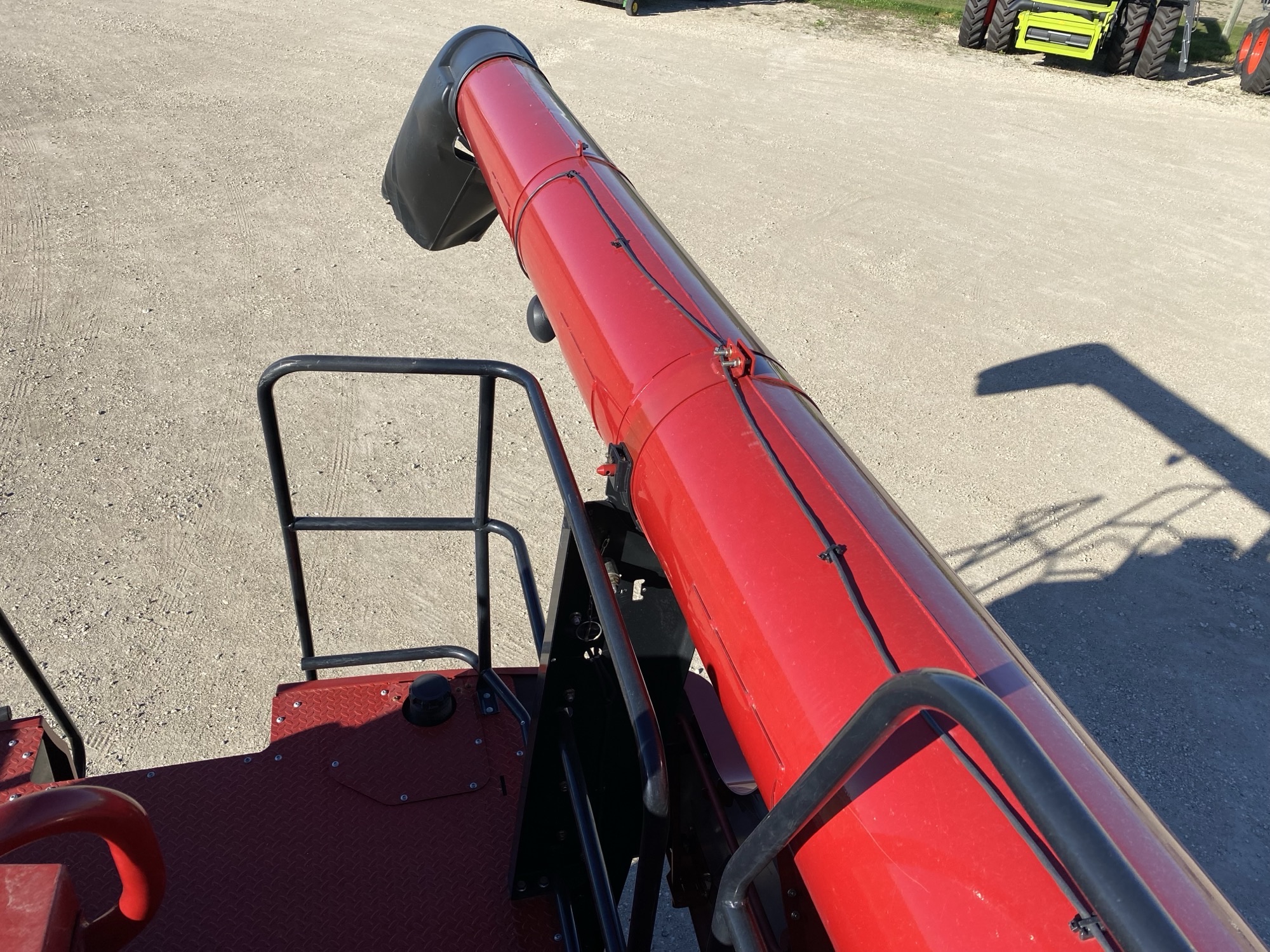 2010 Case IH 7088 Combine