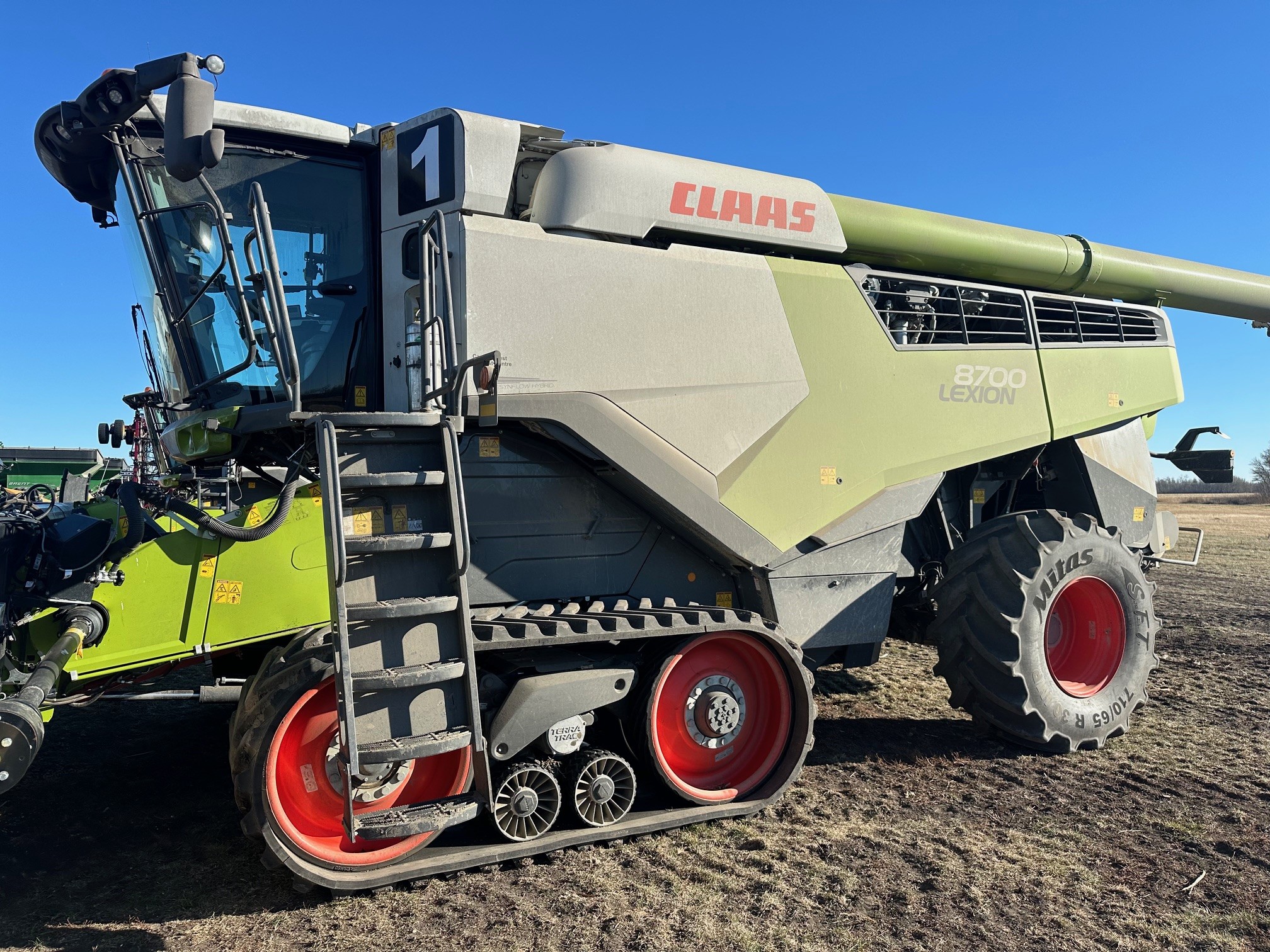 2022 CLAAS 8700TT Combine