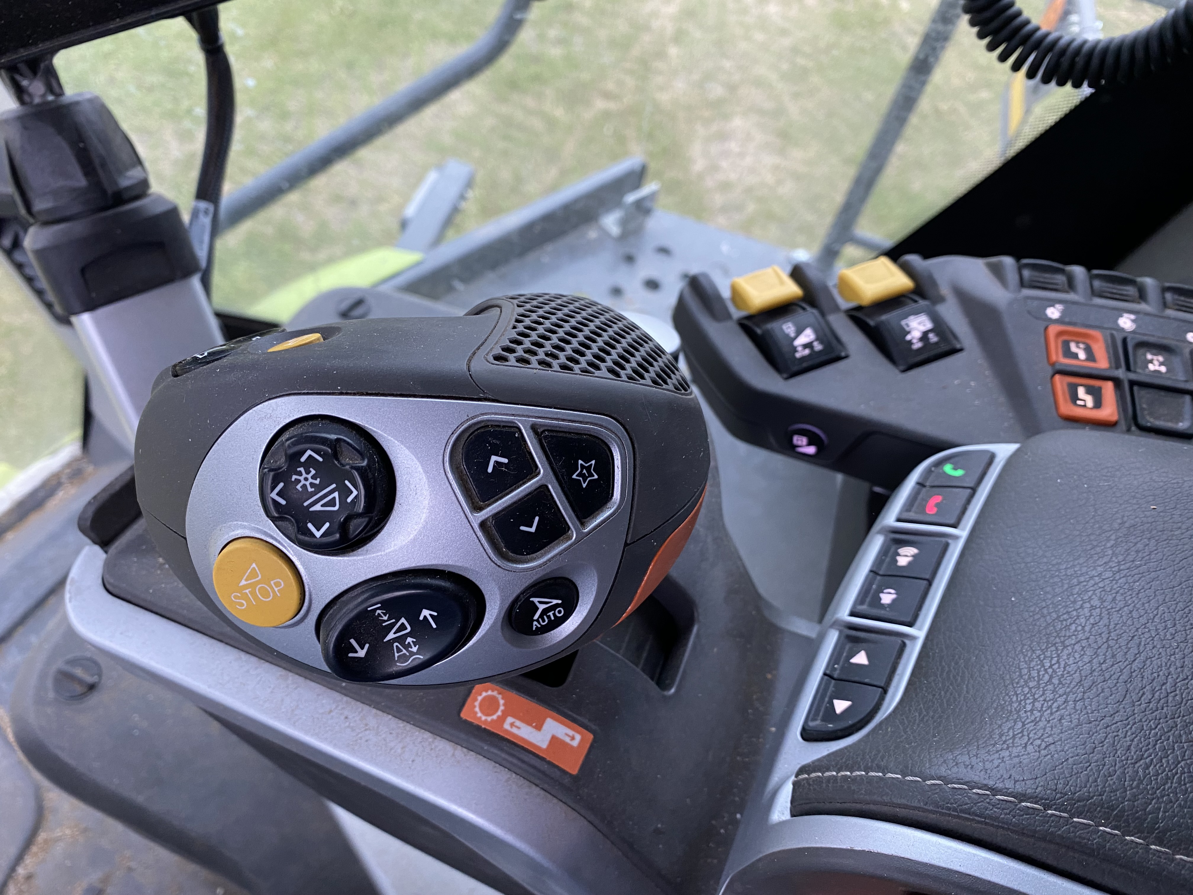 2021 CLAAS 7500TT Combine