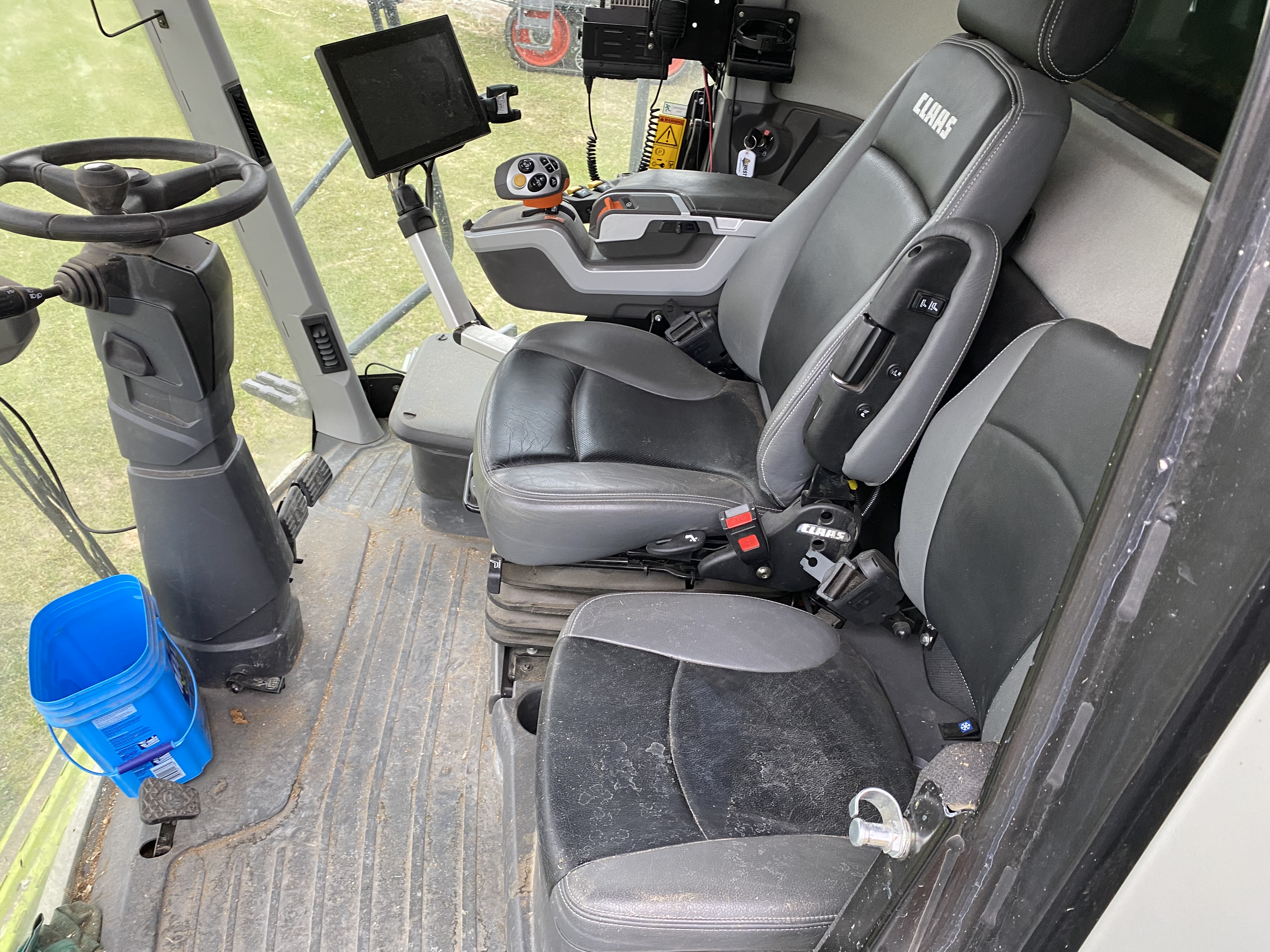 2021 CLAAS 7500TT Combine